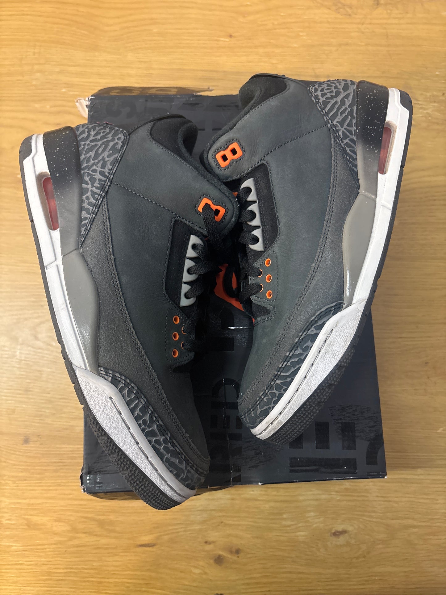 JORDAN 3 FEAR PACKUSED SZ 9