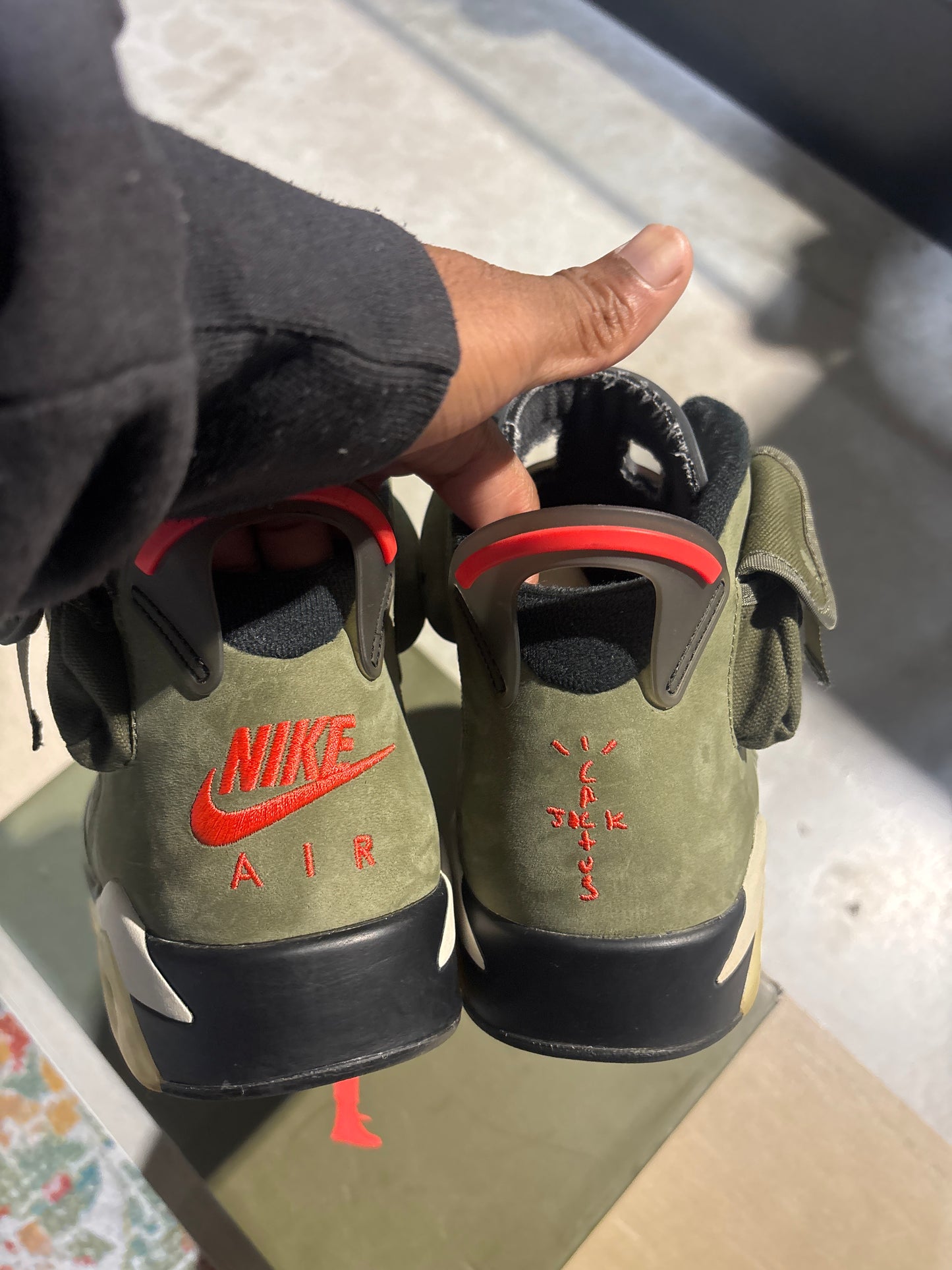 Jordan 6 Travis Scott Olive Used Sz 12