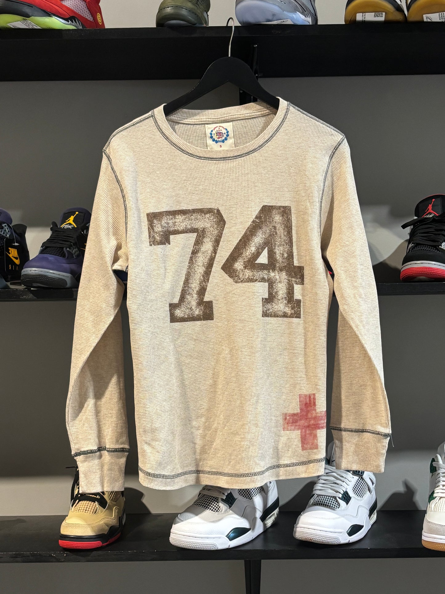 74 IS WAR Collegiate Vintage Thermal