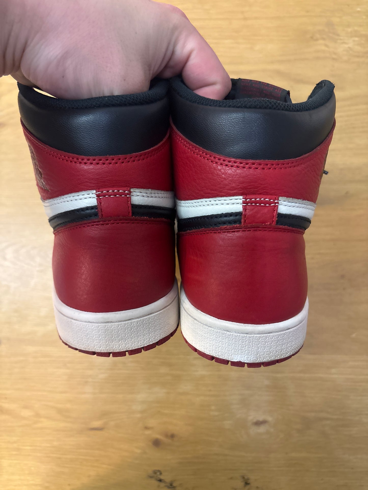 Jordan1 bred toe used 10.5