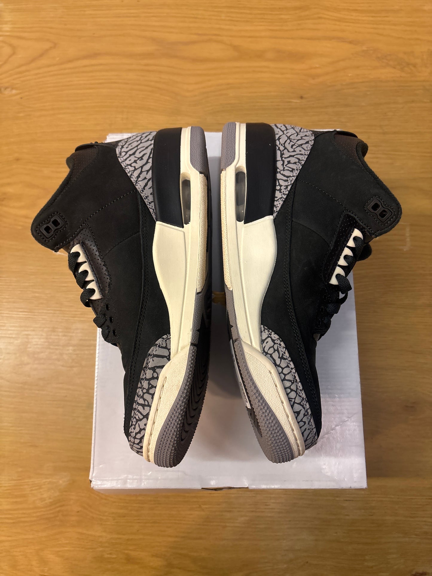 WMNS JORDAN 3 OFF NOIR Used Sz 10W