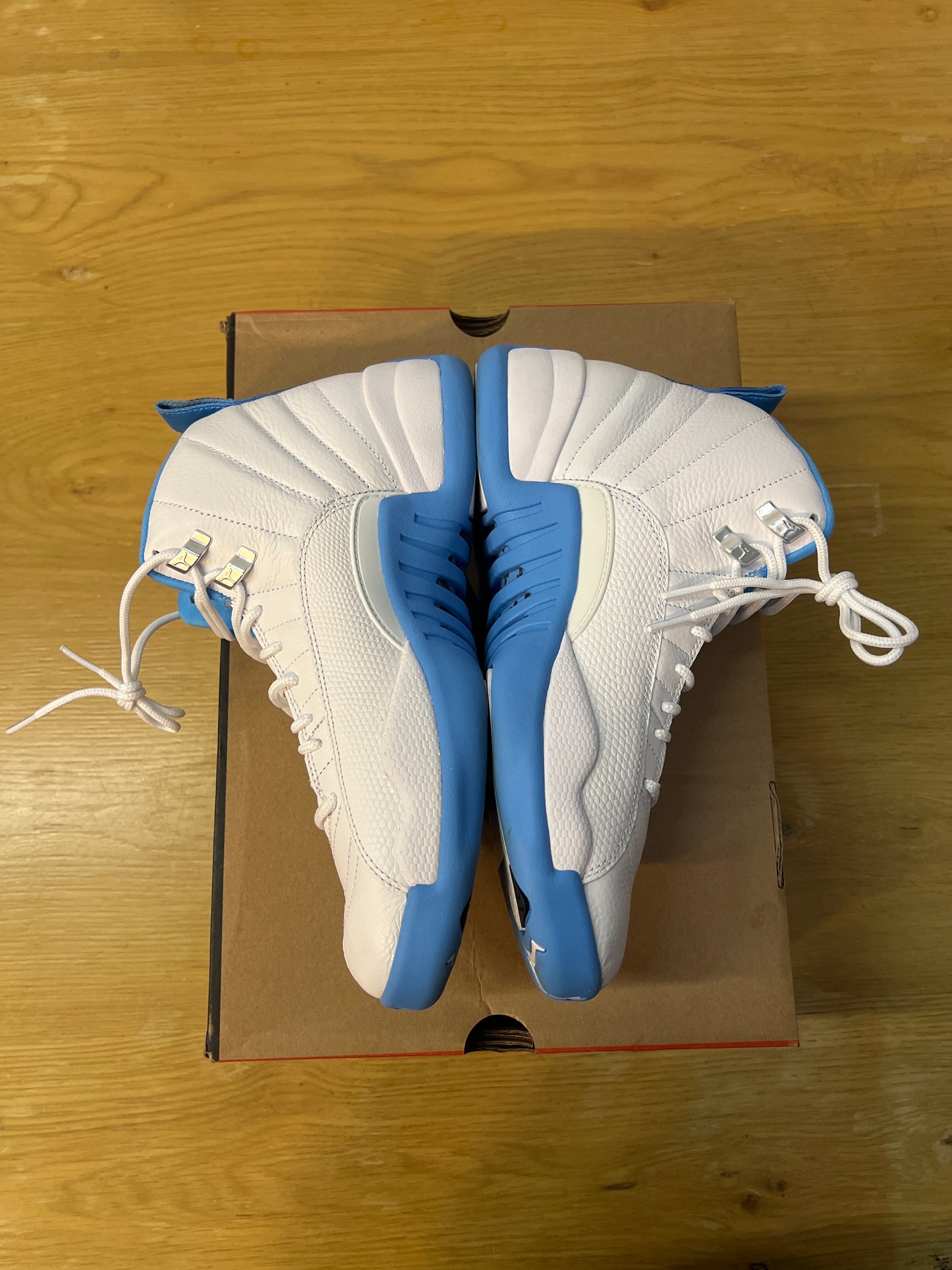 AIR JORDAN 12 RETRO MELO 2025 USED 8.5
