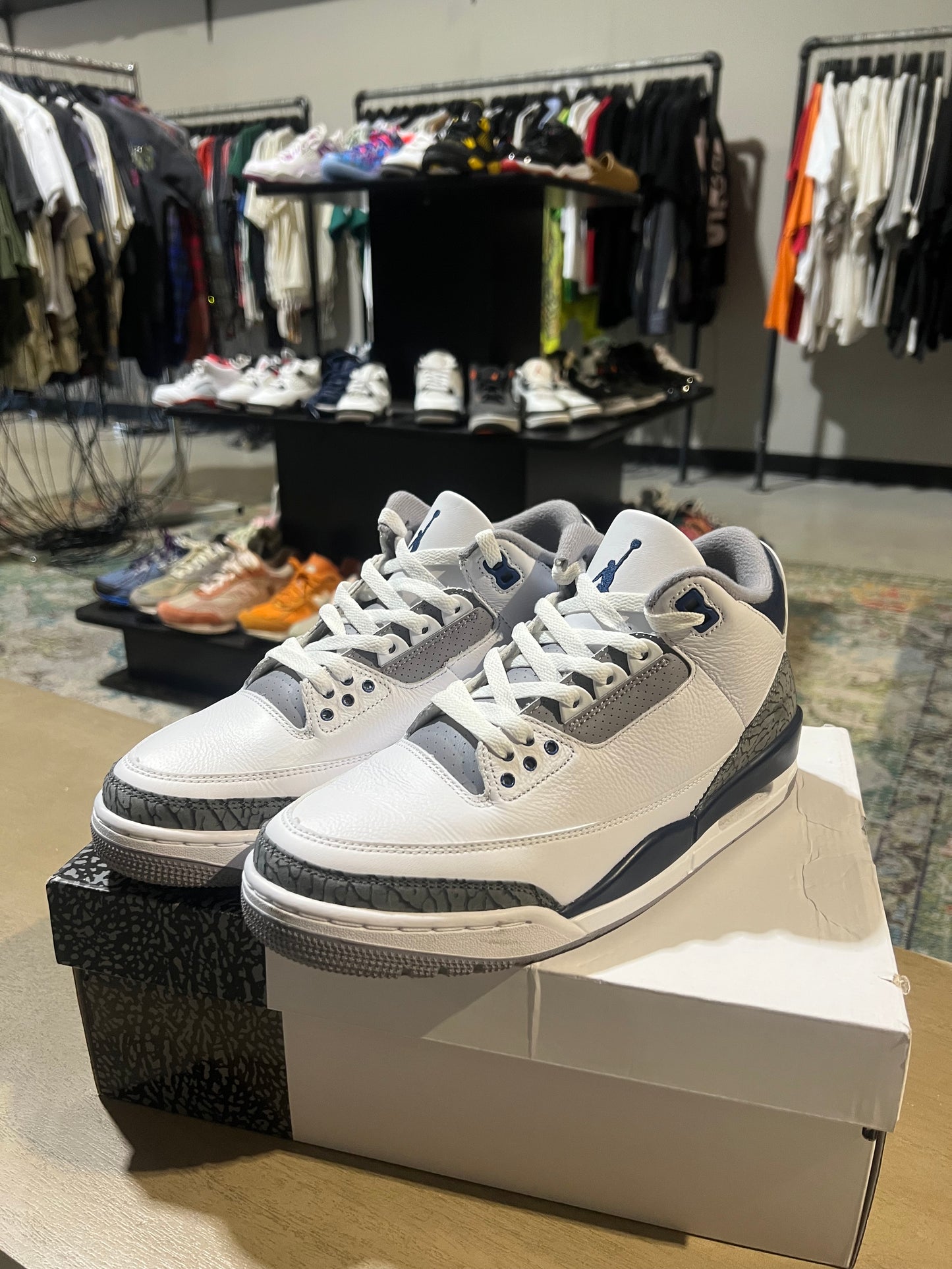 Jordan 3 midnight navy used sz 9
