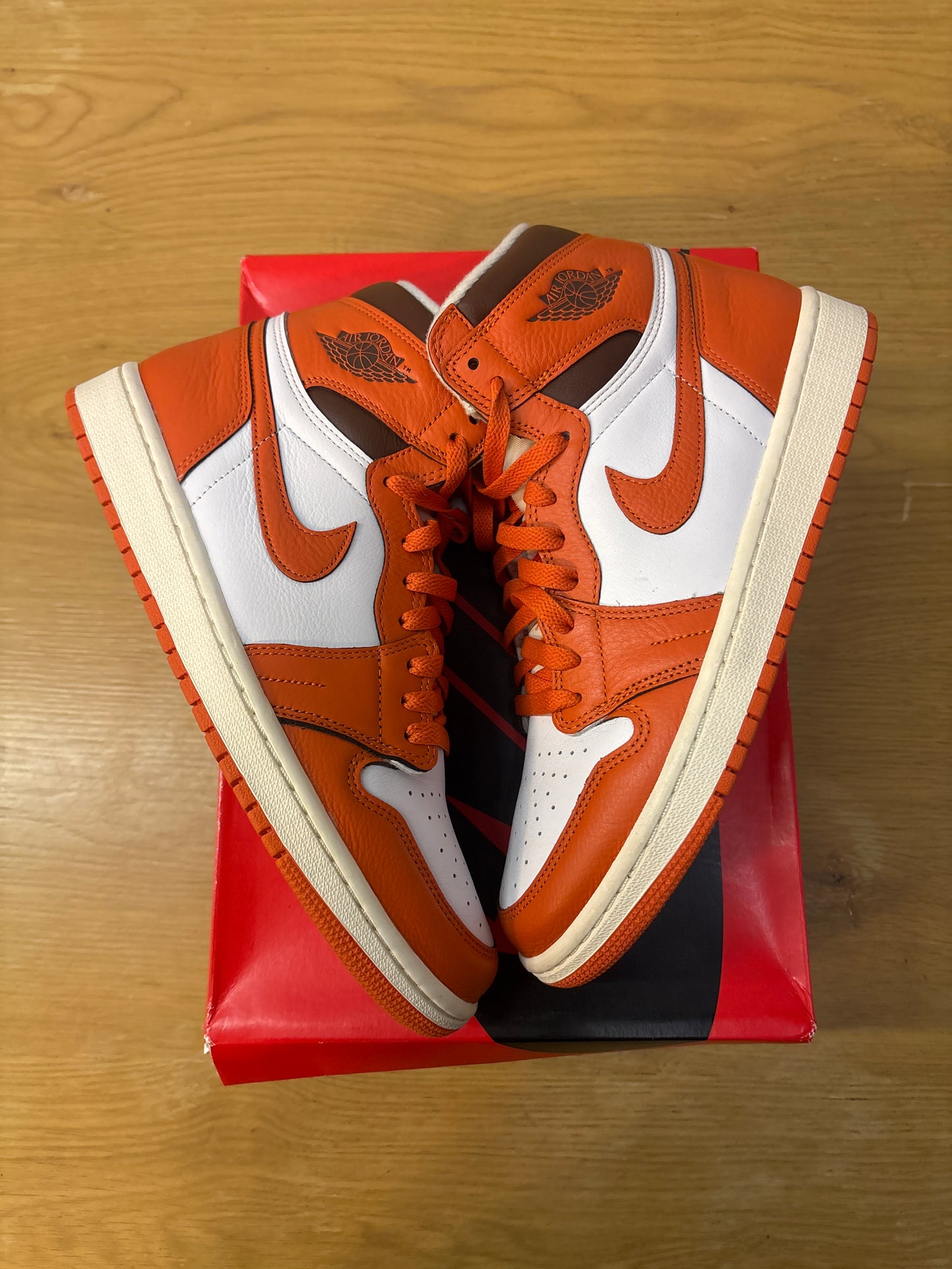 WMNS JORDAN 1 HIGH STARFISH Used Sz 10.5W
