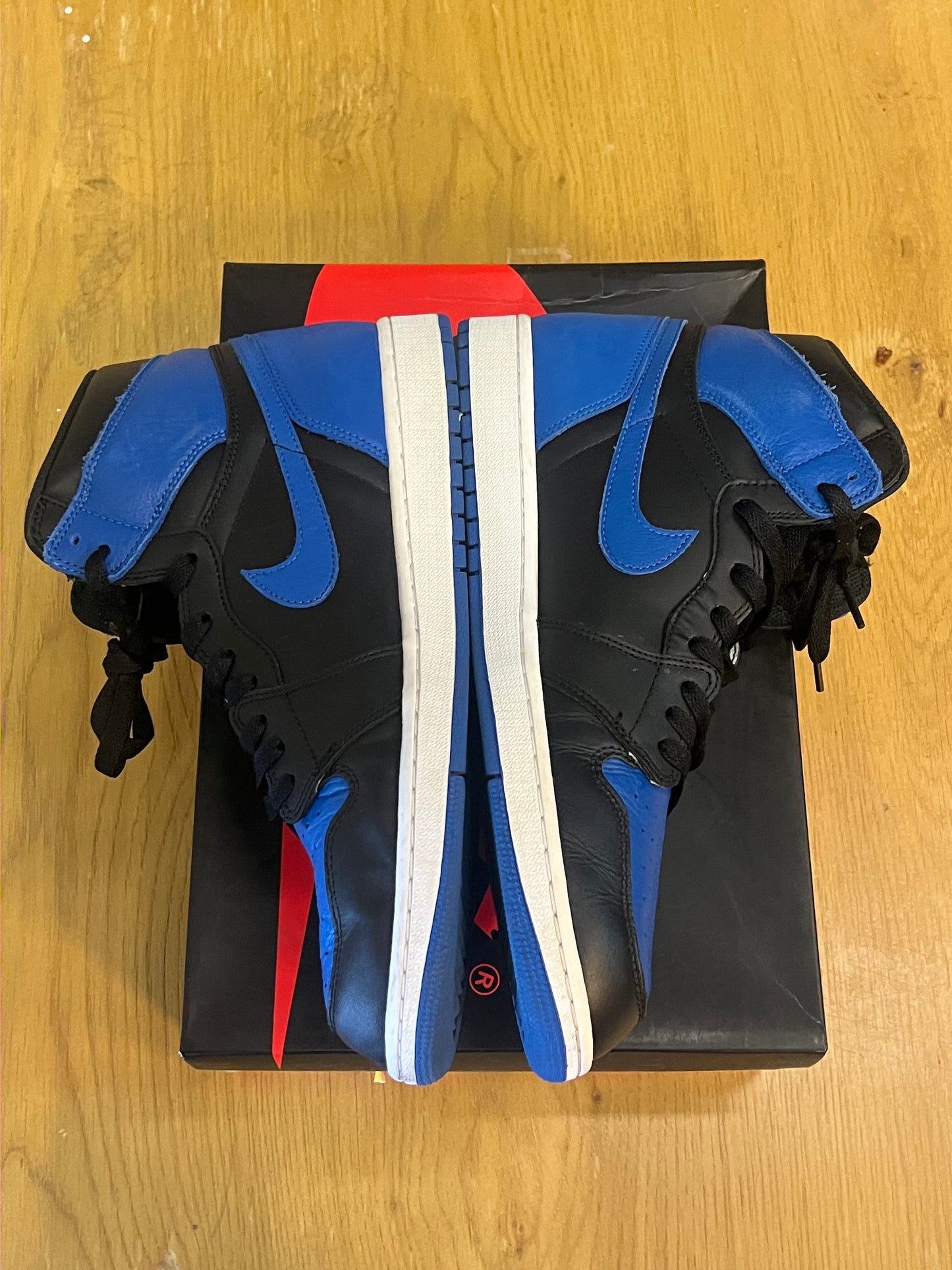 AIR JORDAN 1 RETRO HIGH OG ROYAL Used Sz 13