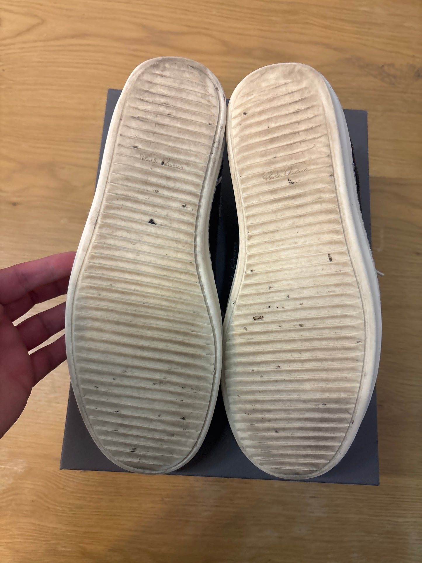 RO VINTAGE SNEAK MAHOGANY MILK USED SZ11