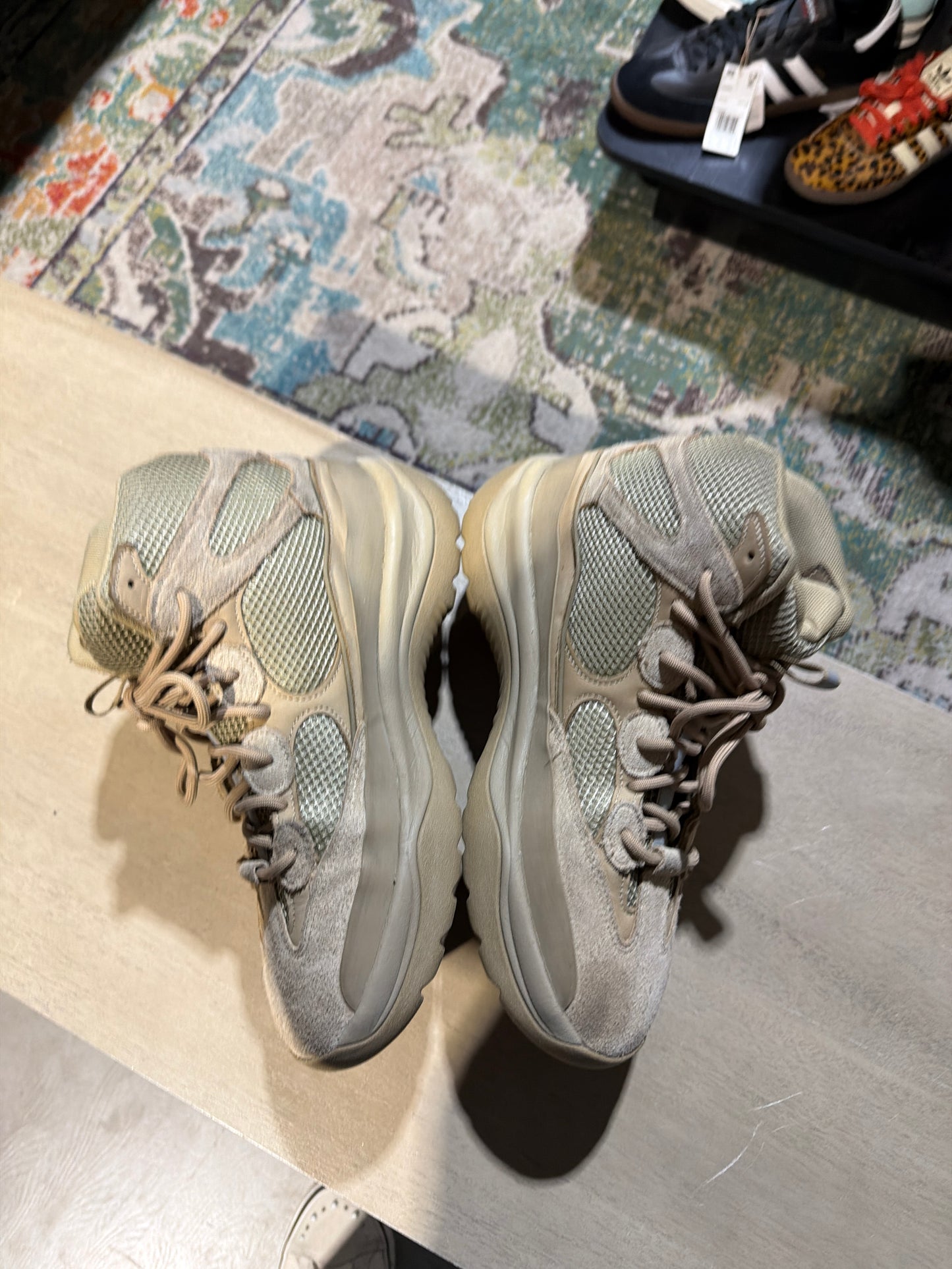 YEEZY BOOT ROCK USED SZ 11 NB