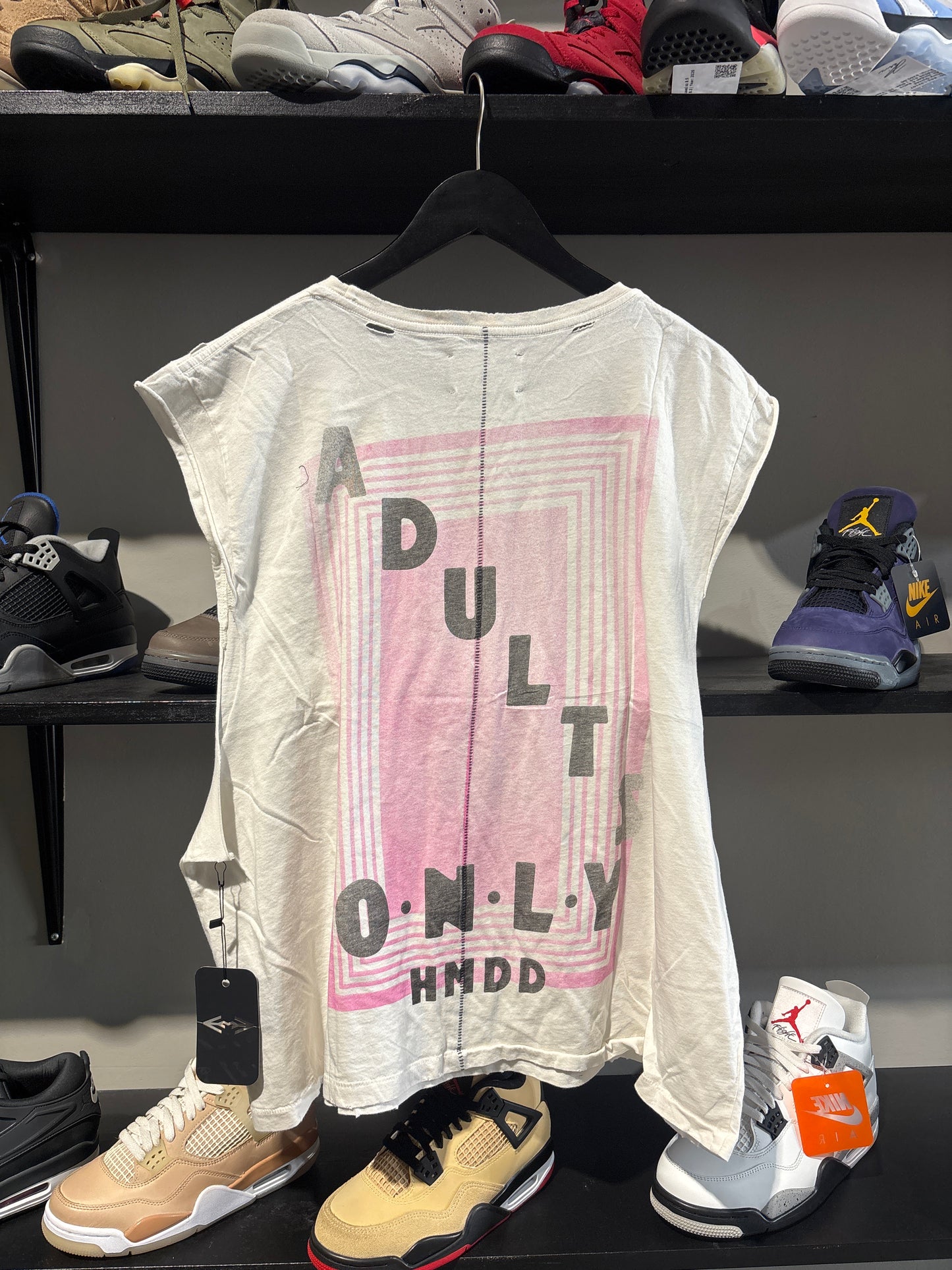 HMDD Chim 97.5 Ringer Black Tee