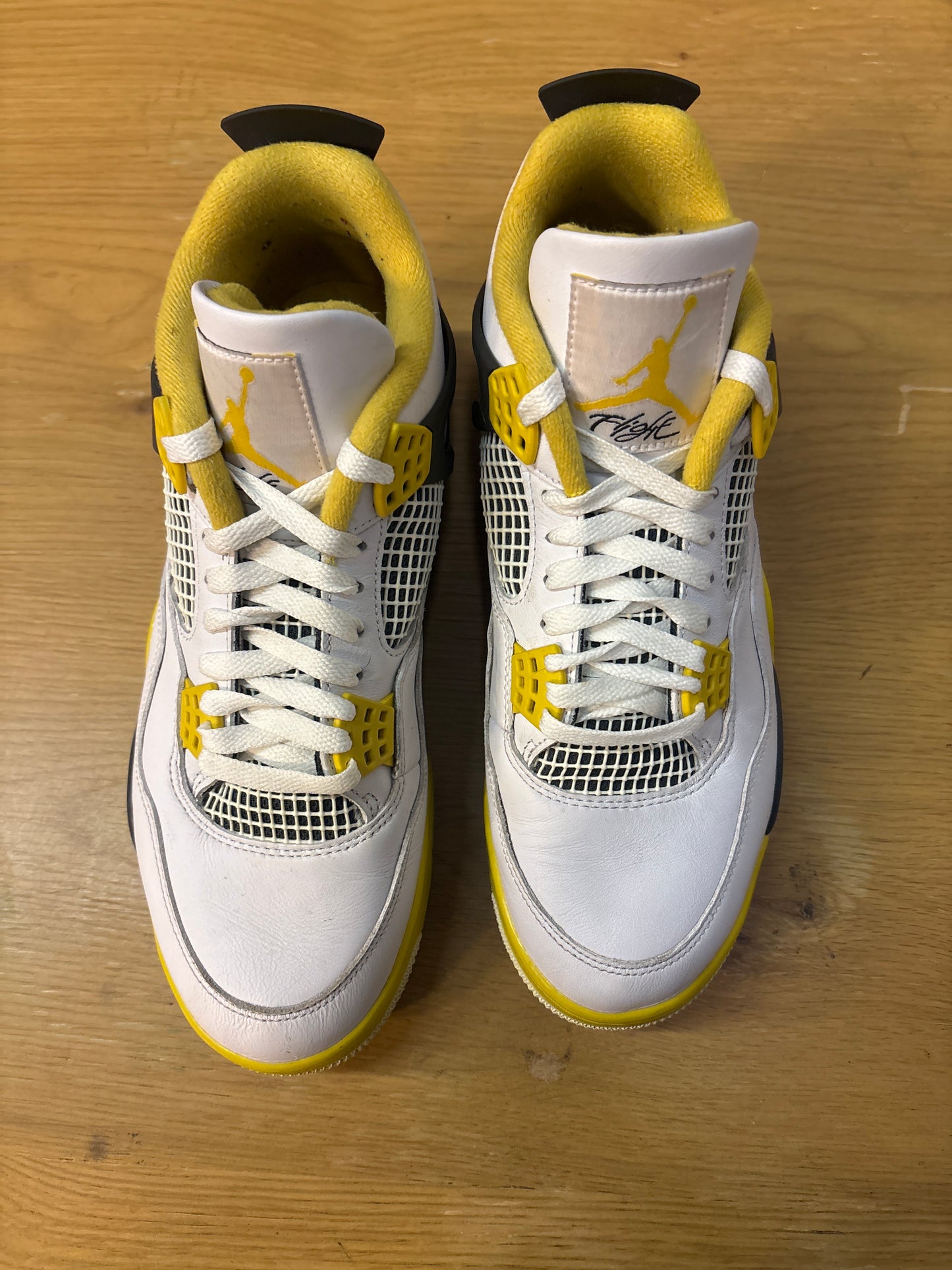 Jordan 4 Vivid Sulfur USED SZ 12W NB