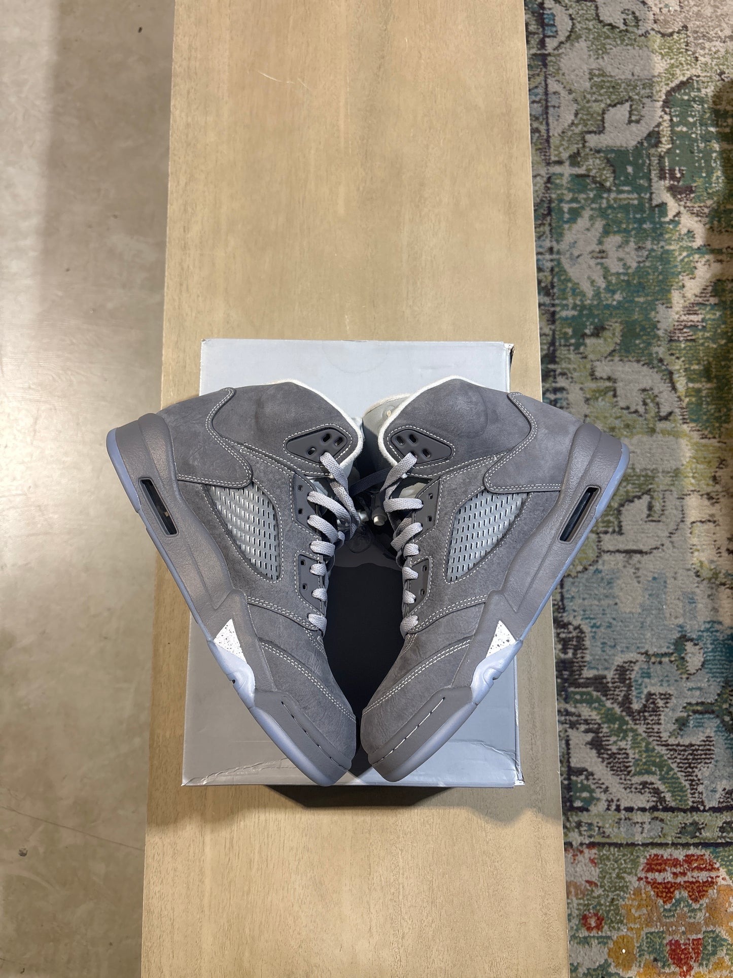 Air Jordan 5 Wolf gray SZ 9.5 USED