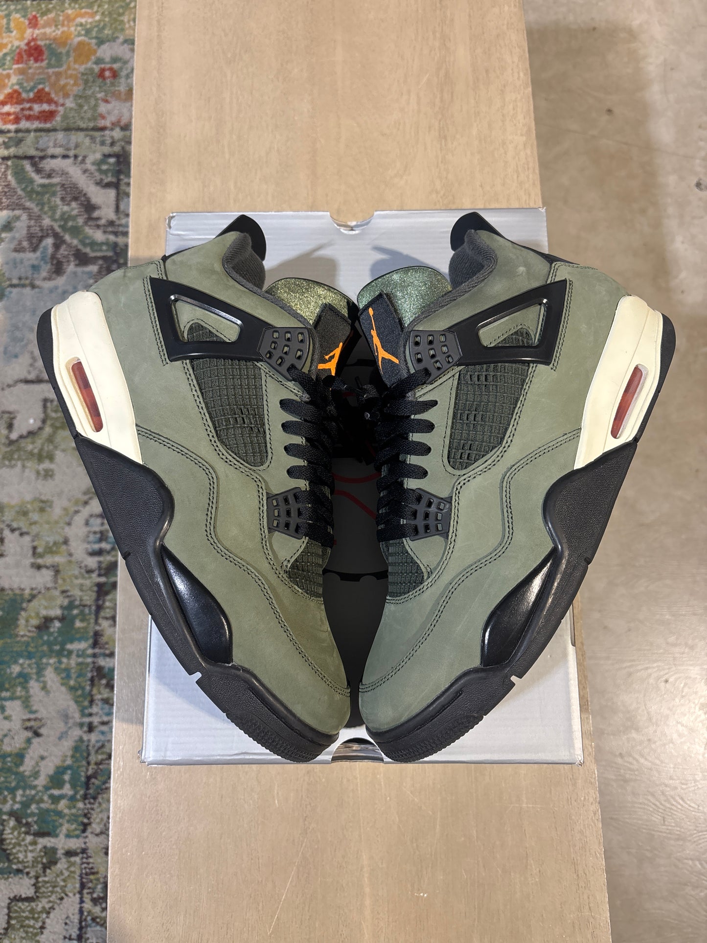 Jordan 4 undefeated used sz 11.5