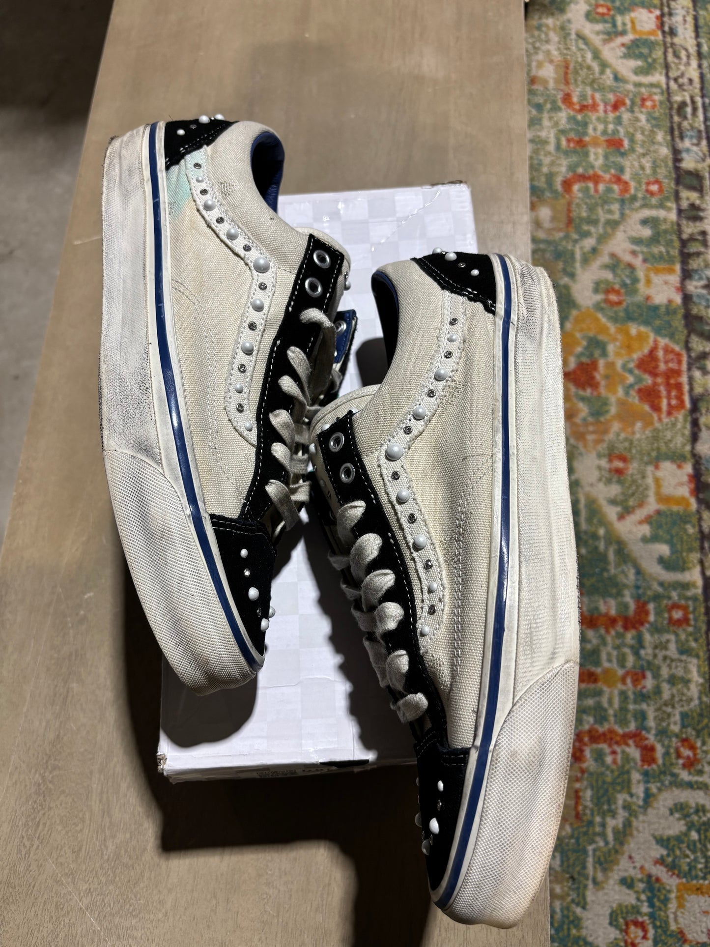 Vans White/Black Pearlized Old Skools Used Sz 12