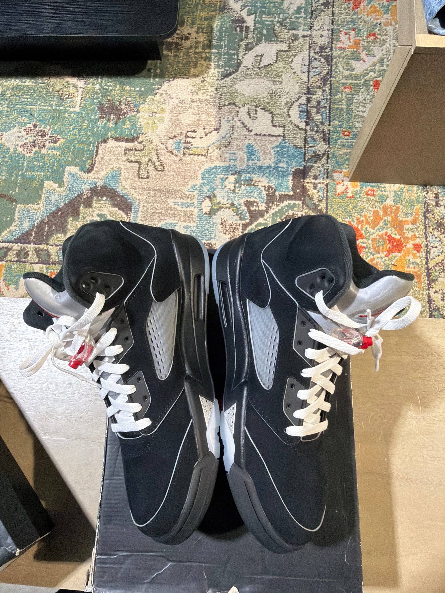 Jordan 5 Metallic Used Sz 10.5 (1)