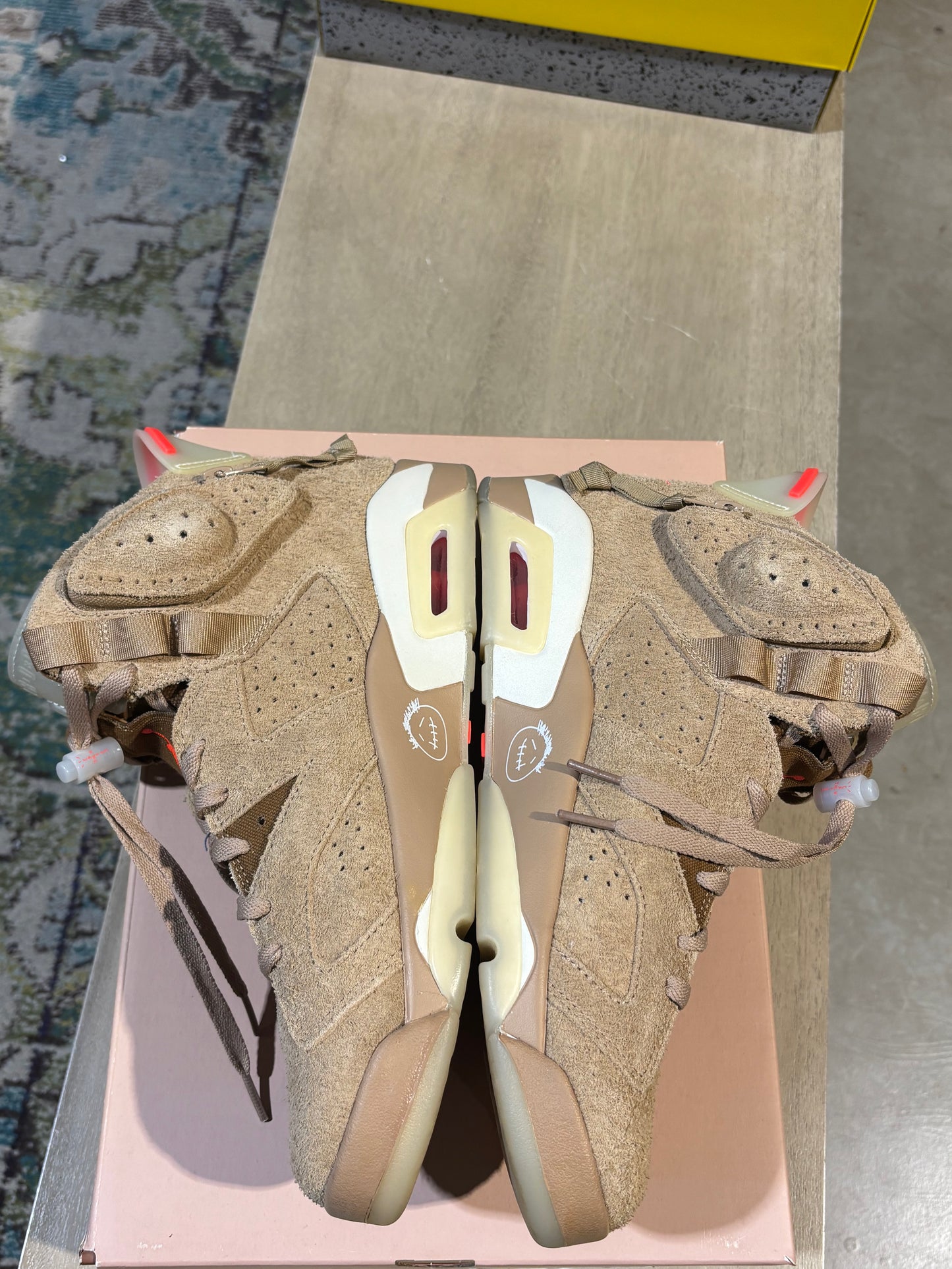 Jordan 6 Travis Scott Khaki Used 10.5