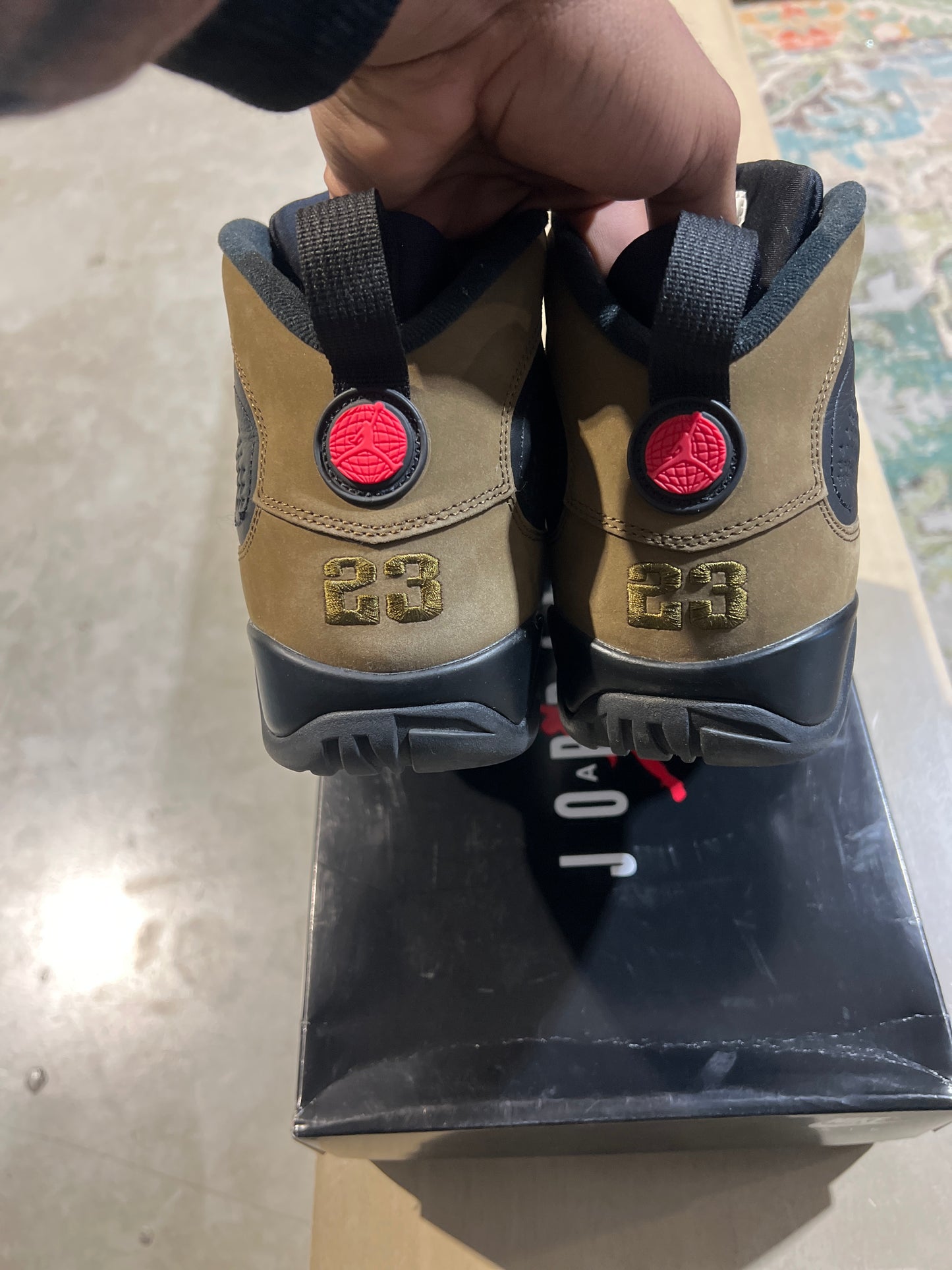 Jordan 9 Olive Used Size 11