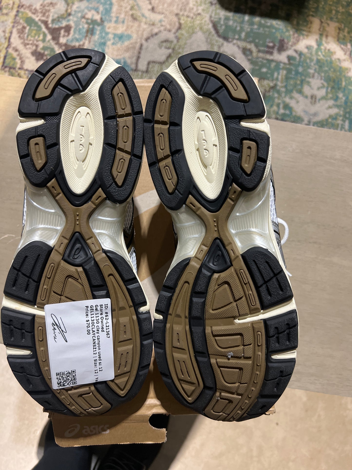 Gel 1130 clay canyon used sz 12