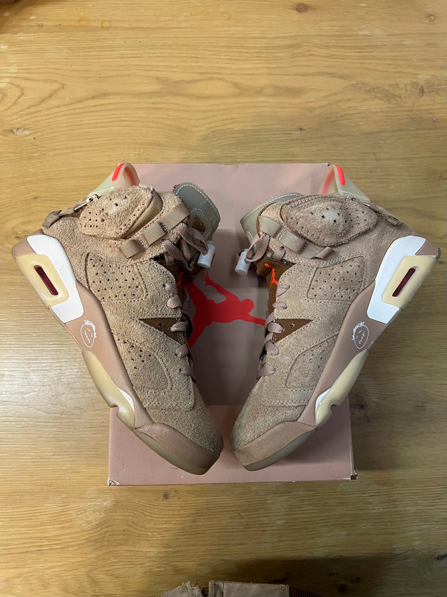 Travis Scott x Air Jordan 6 British Khaki used Sz7