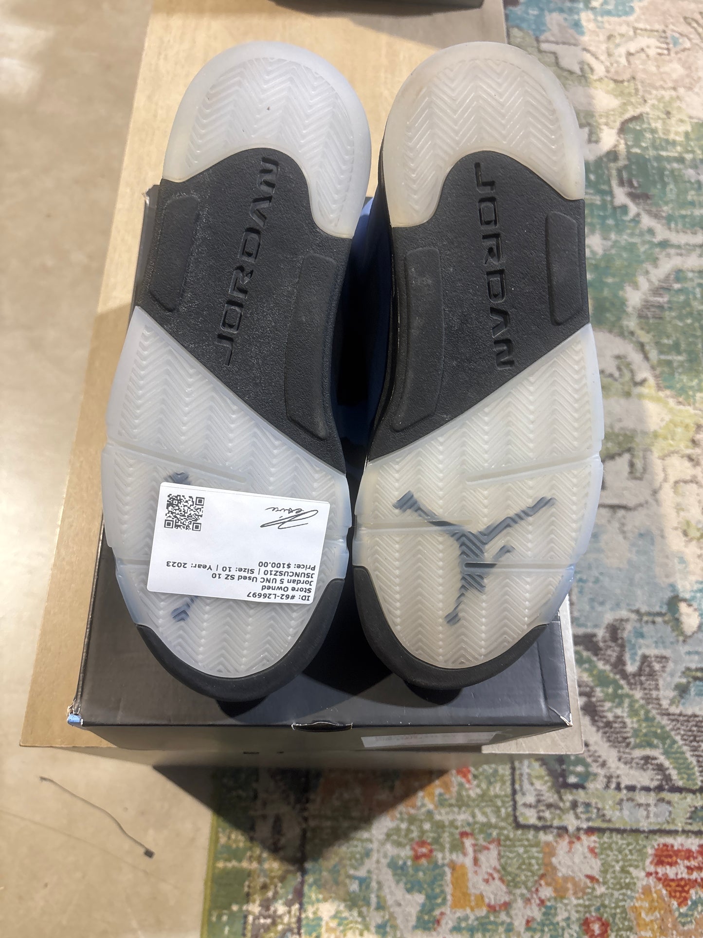Jordan 5 UNC Used SZ 10