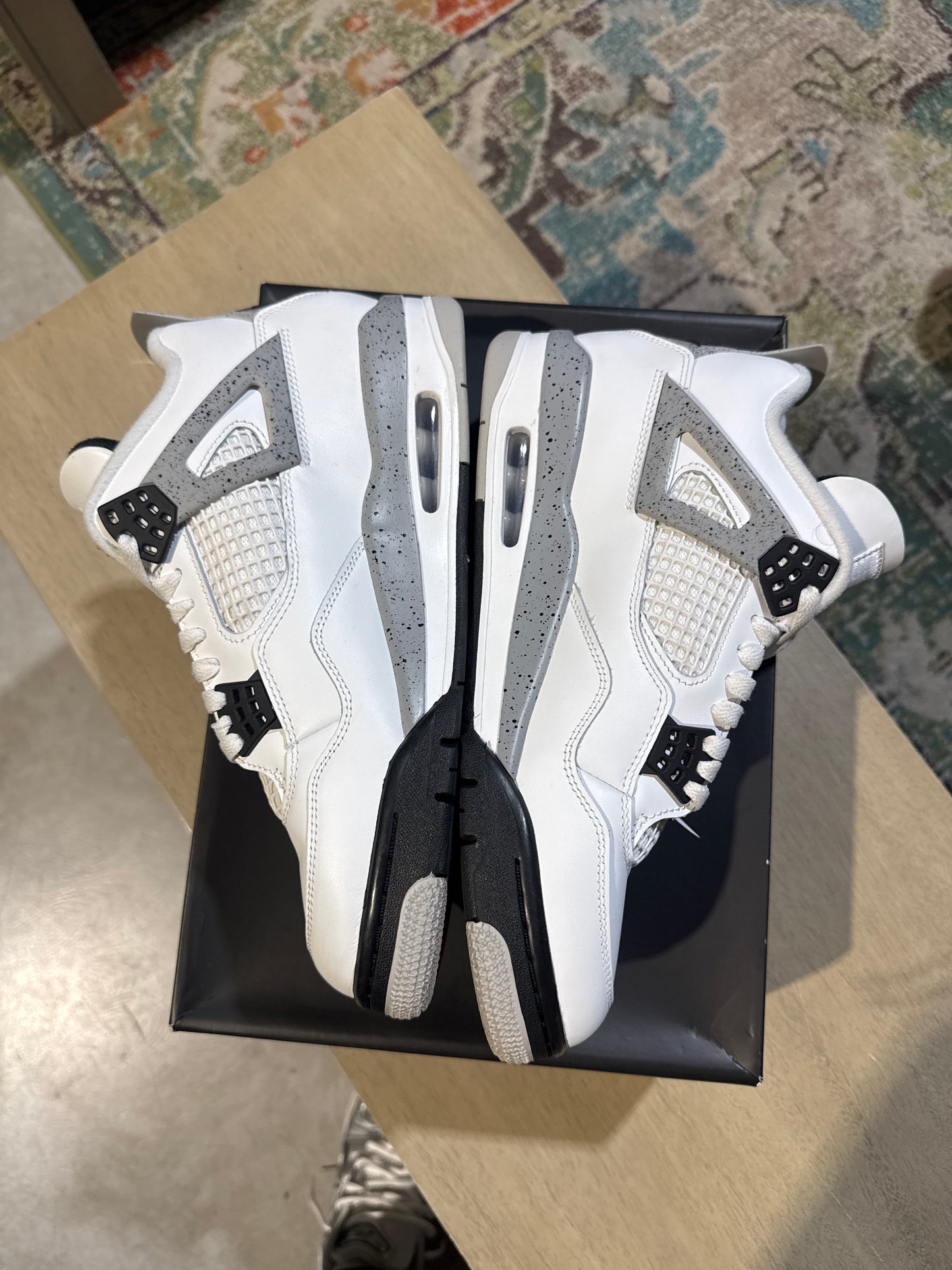 Jordan 4 White Cement Used Sz 10 (2)