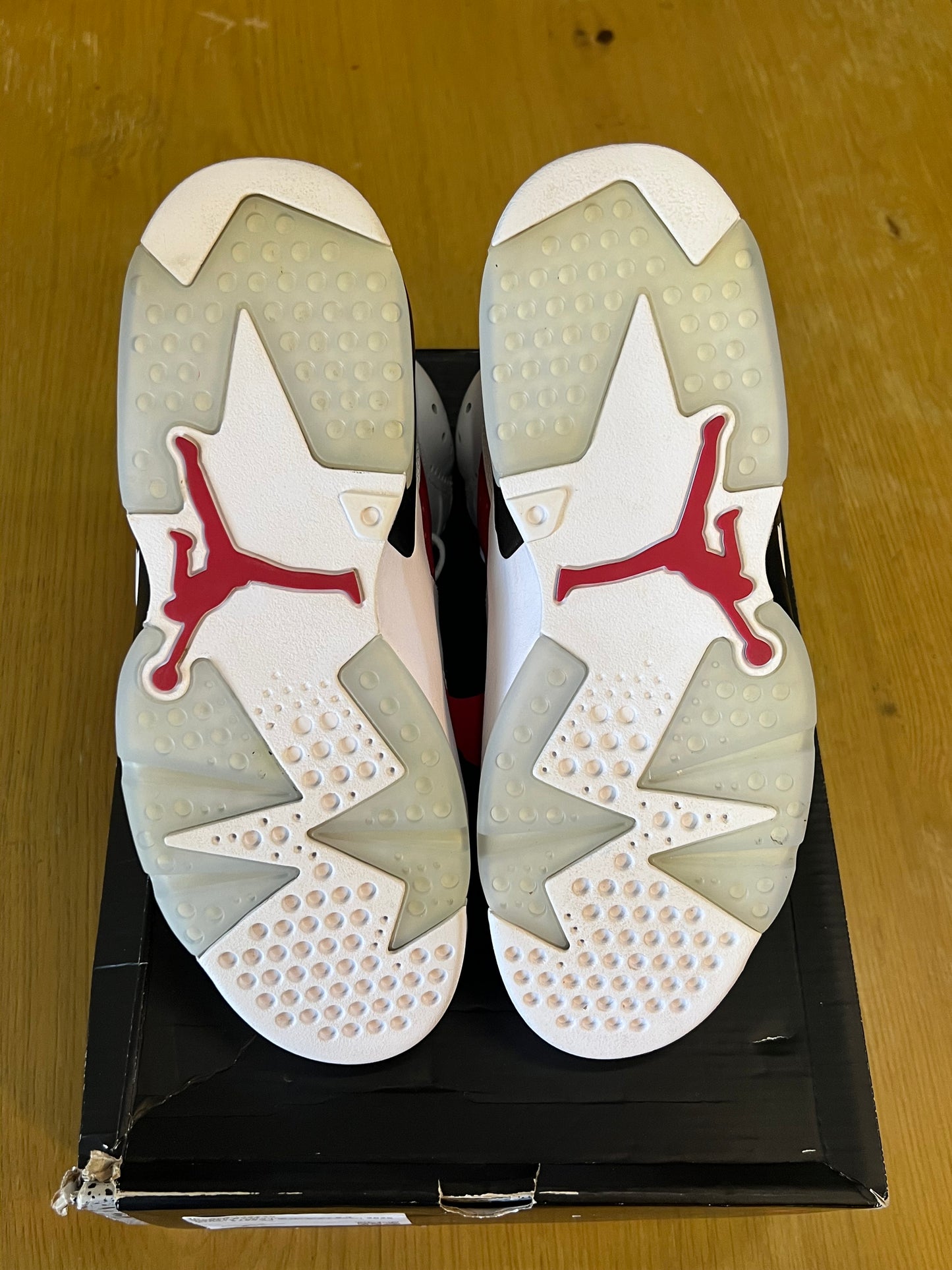 Jordan 6 Carmine Used Sz 8.5