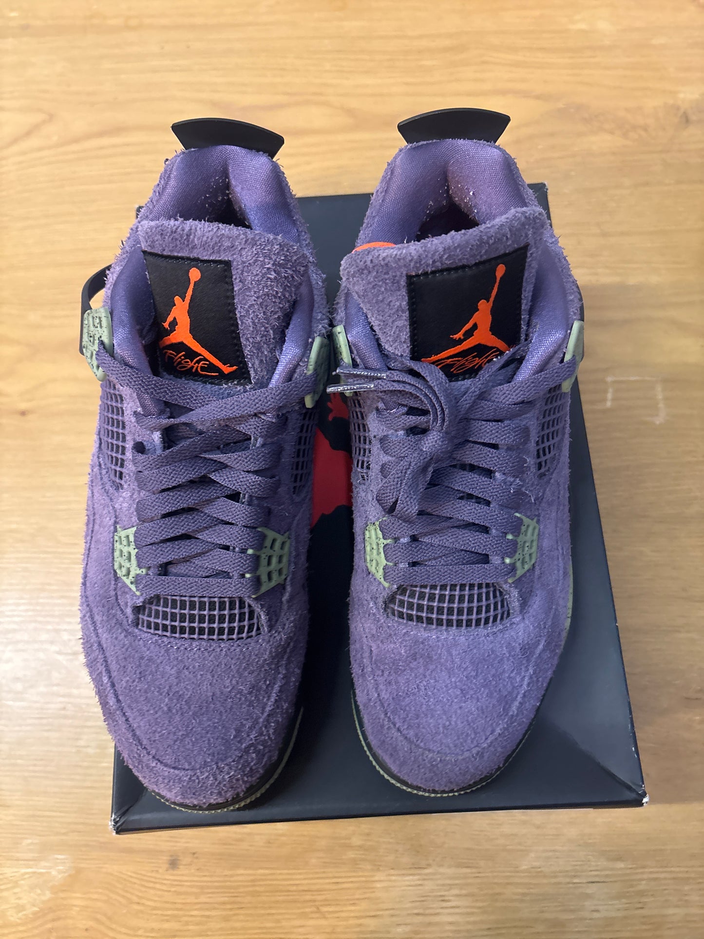 WMNS JORDAN 4 CANYON PURPLE Used Sz 10W