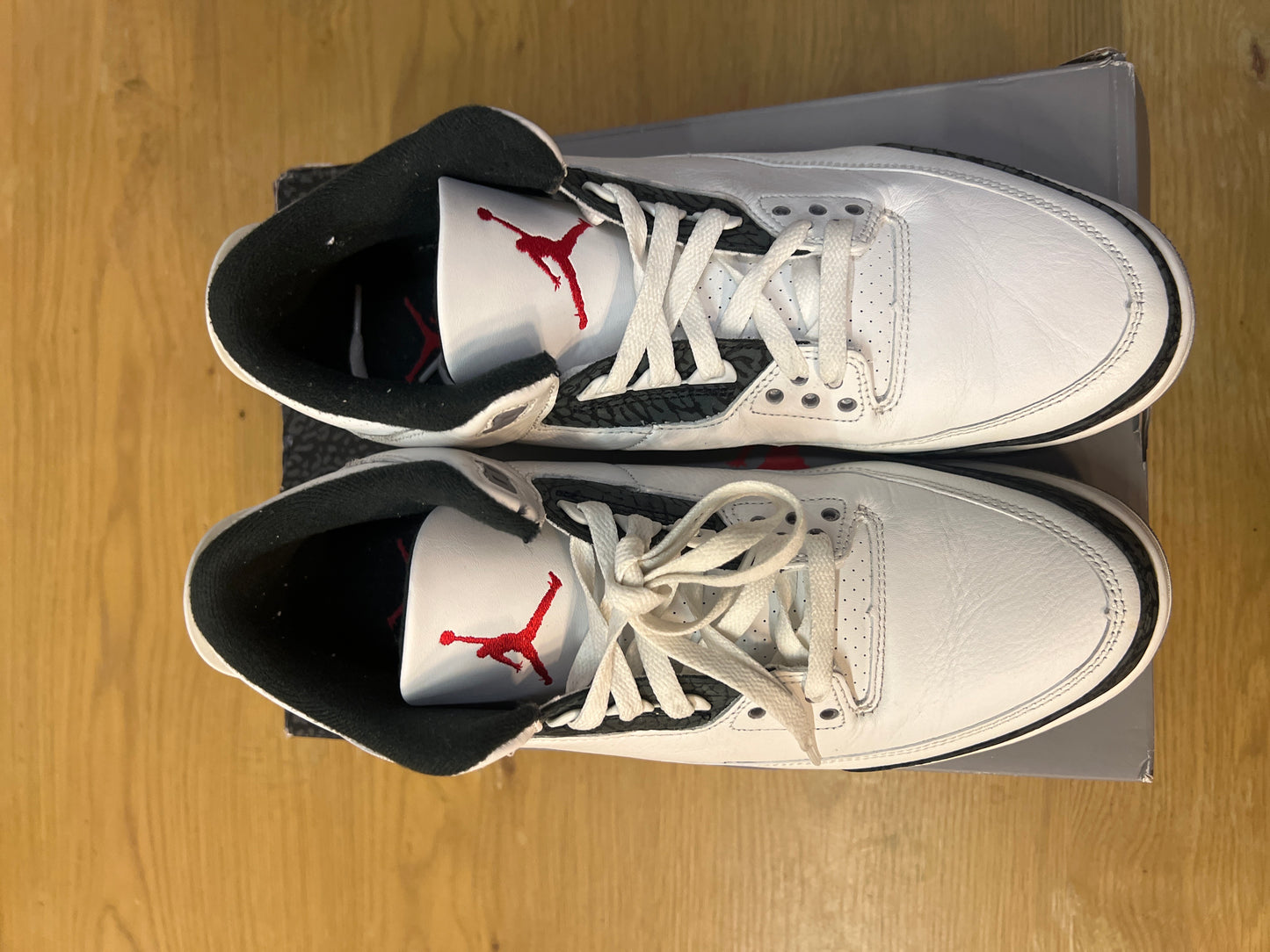 Air Jordan 3 cement grey used sz 12