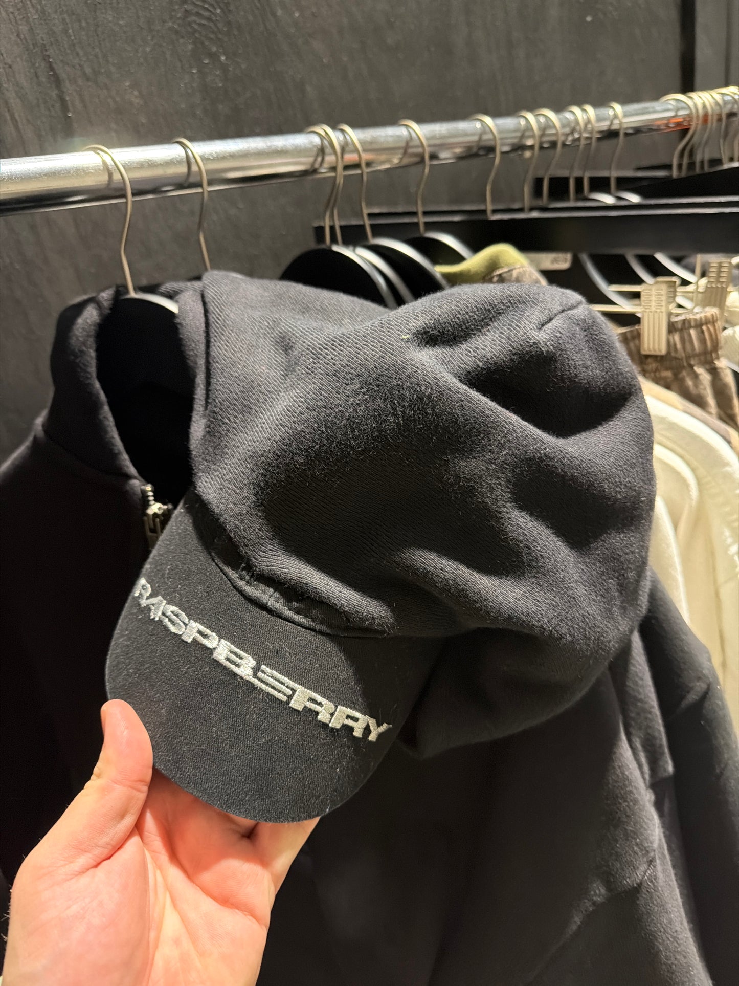 Gv Gallery Black Cap Zipup Sz S
