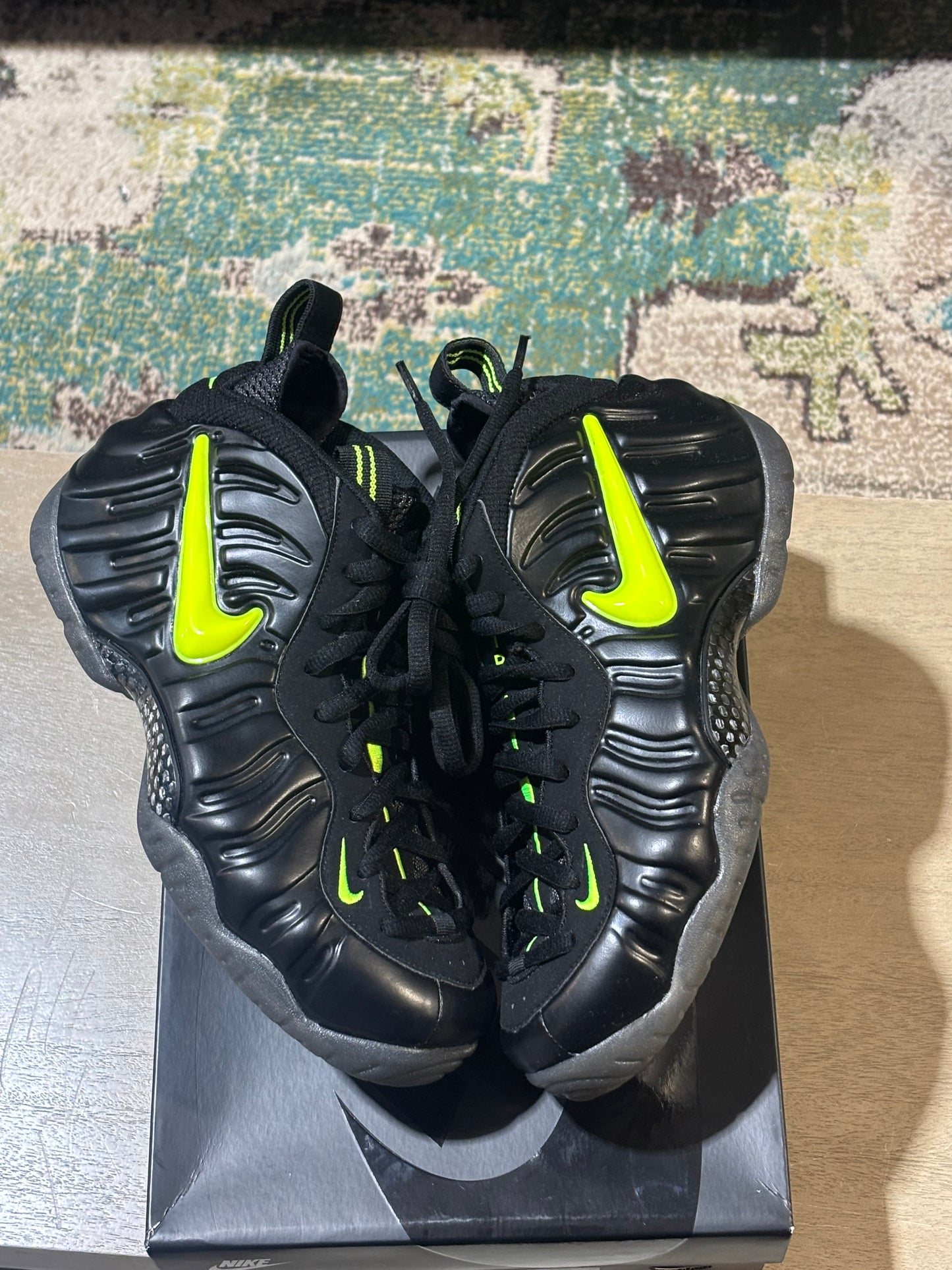 Nike Foamposite Black/Volt Used Sz 8