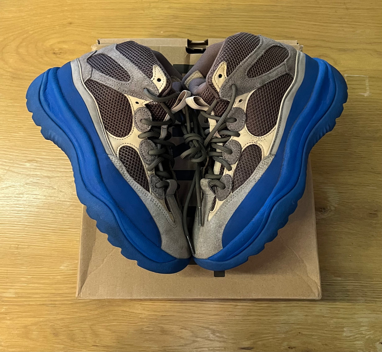 YEEZY DESERT BOOT TAUPE BLUE used 1