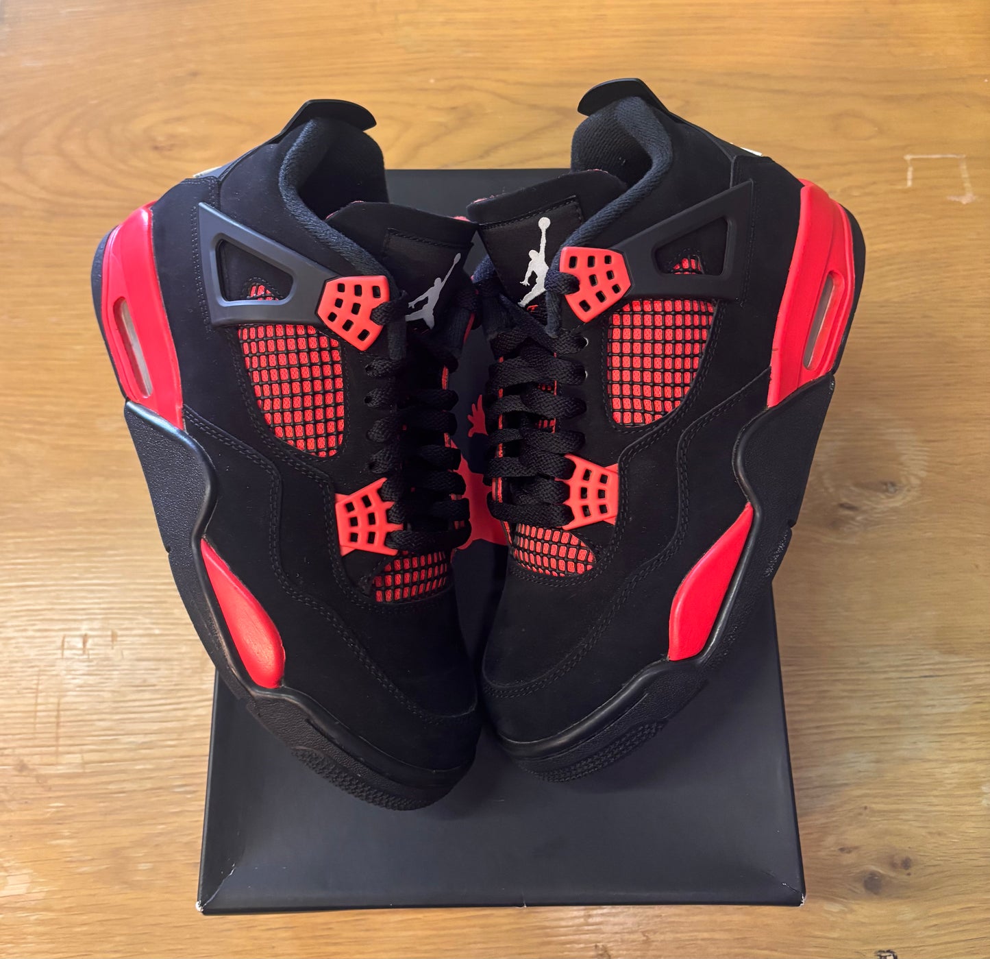AIR JORDAN 4 RETRO RED THUNDER USED SIZE 8