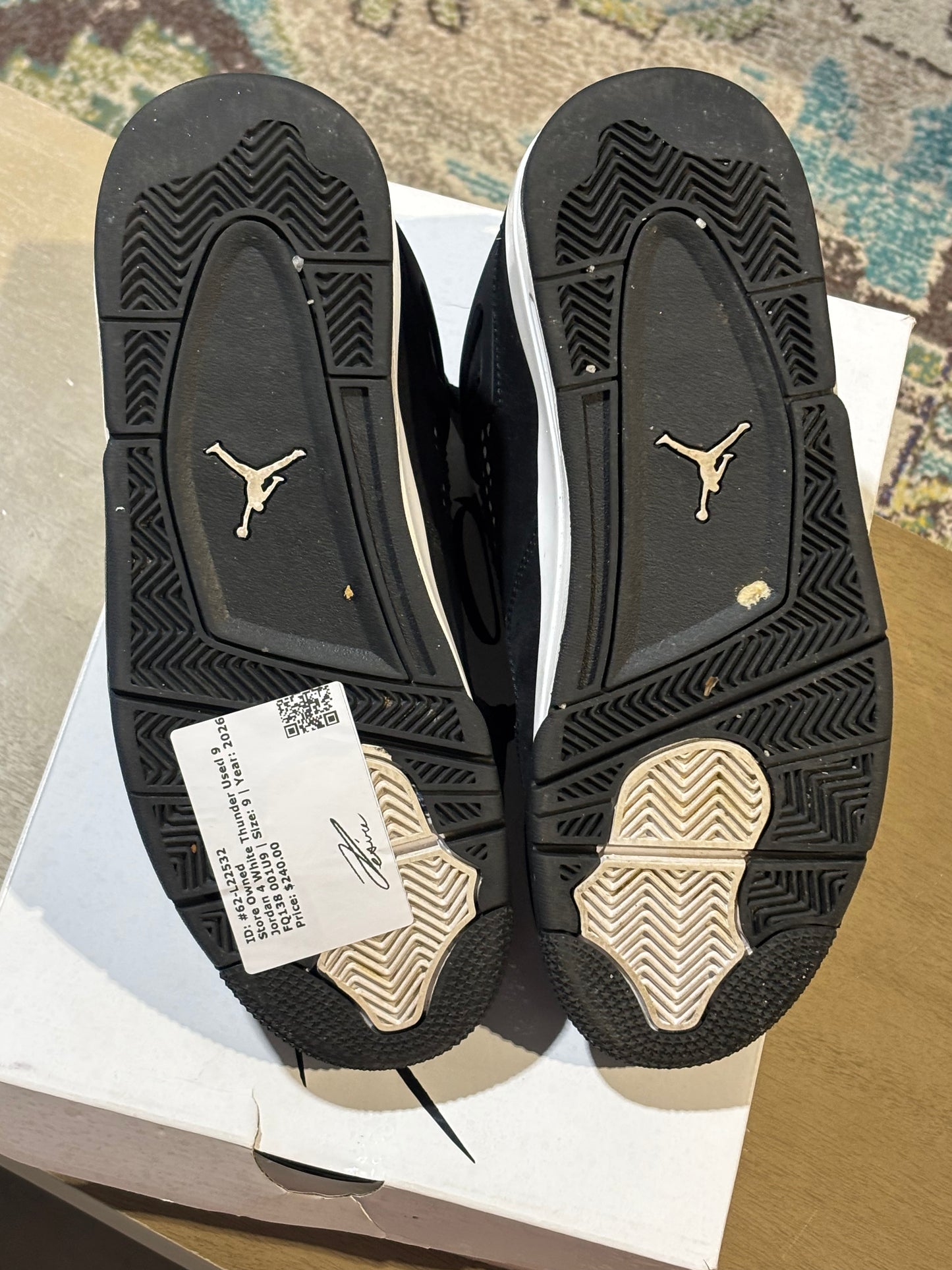 Jordan 4 White Thunder Used 9
