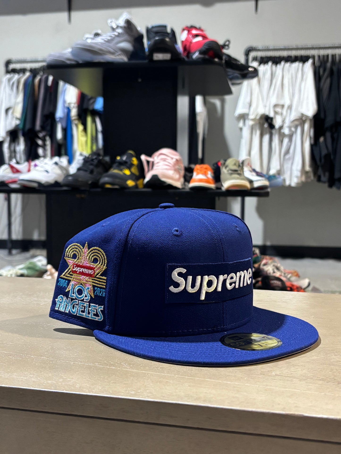 SUPREME BOGO BLUE FITTED LA 2026