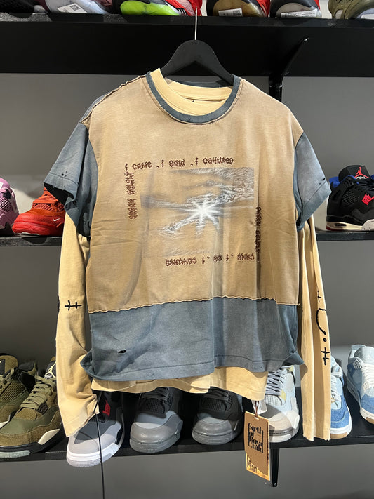 birth of a royal child distressed shortsleeve