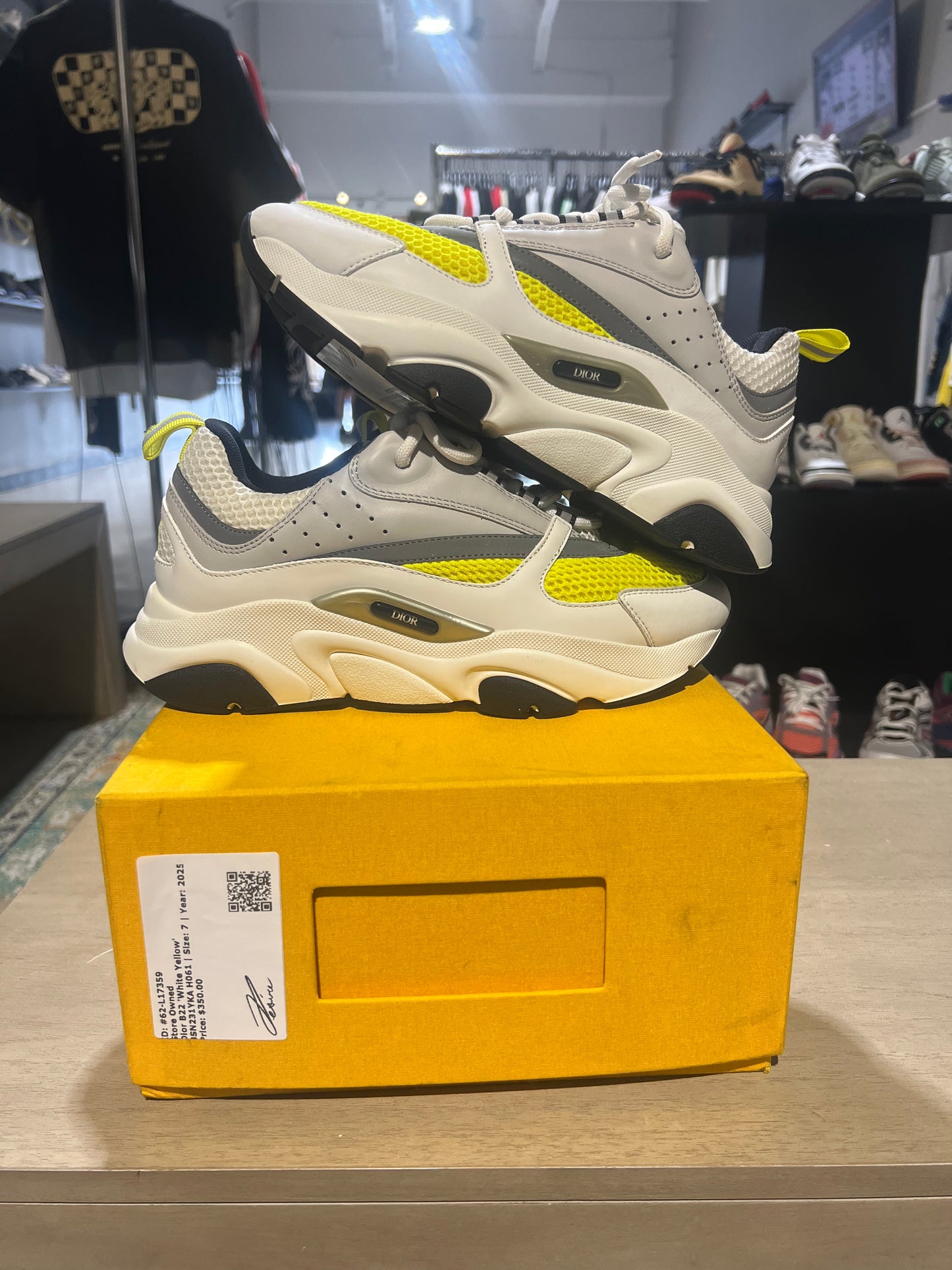 dior b22 white yellow used 1