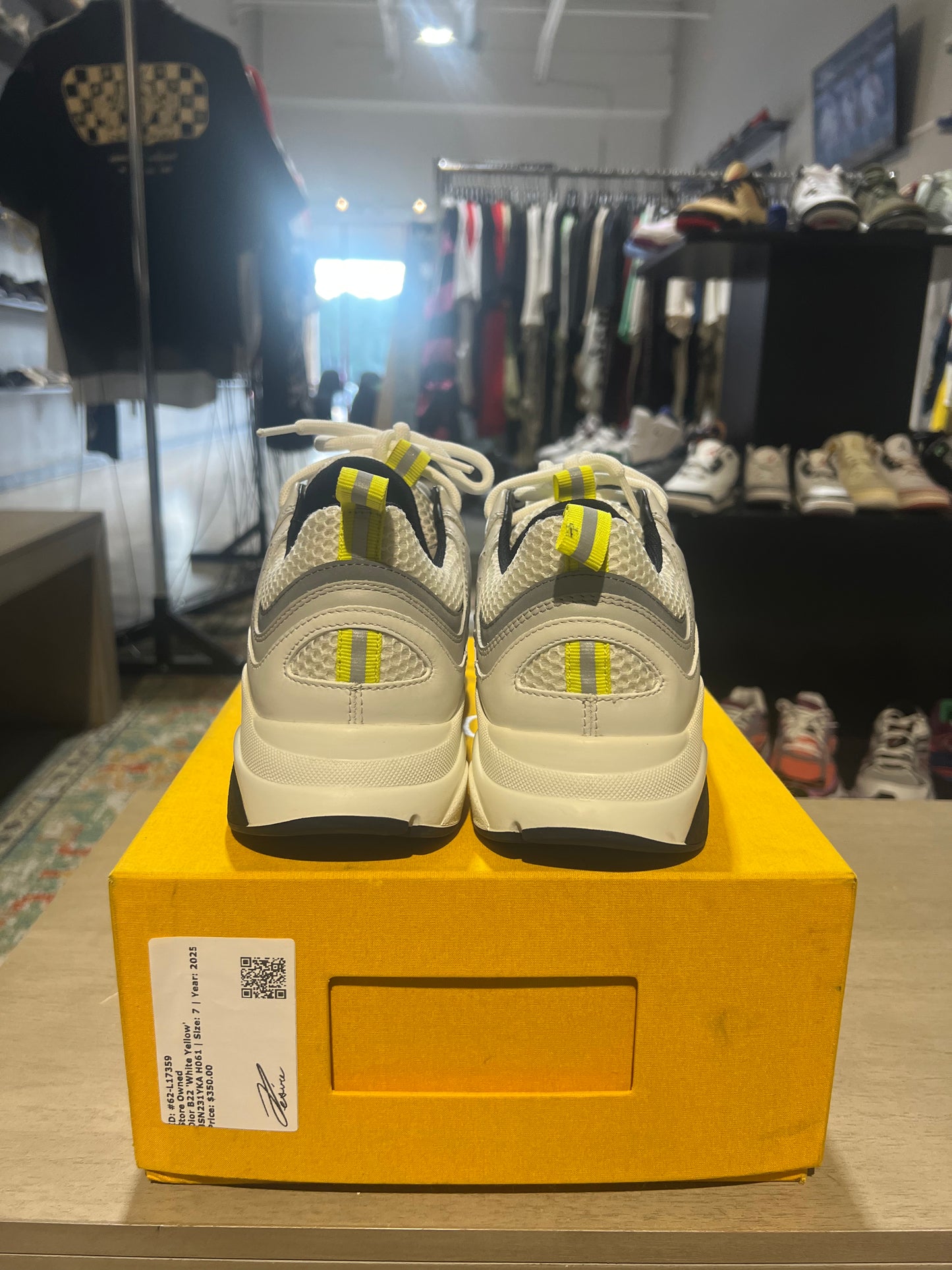 dior b22 white yellow used 1