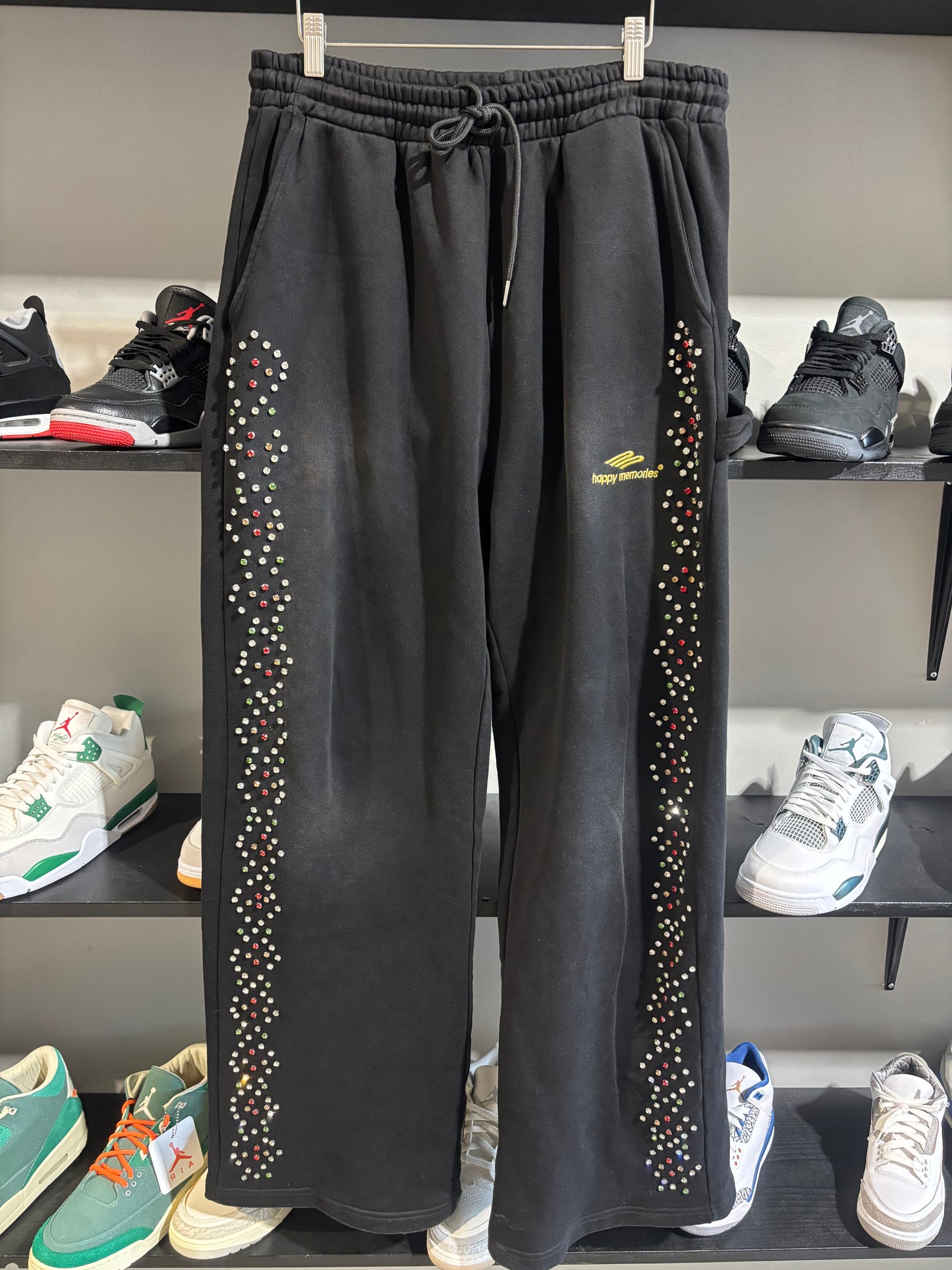 HMDD Gemstone Sweats Black
