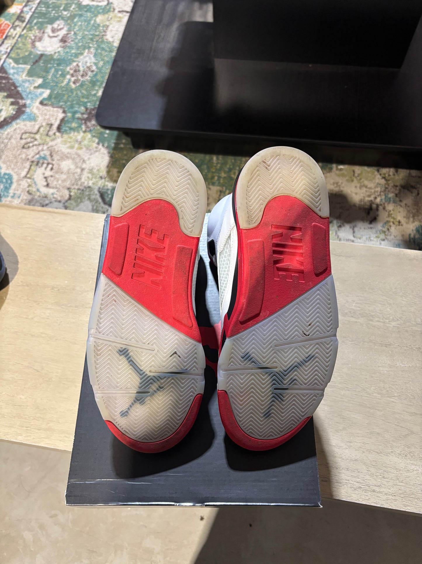 Jordan 5 Fire Red Used sz 9.5