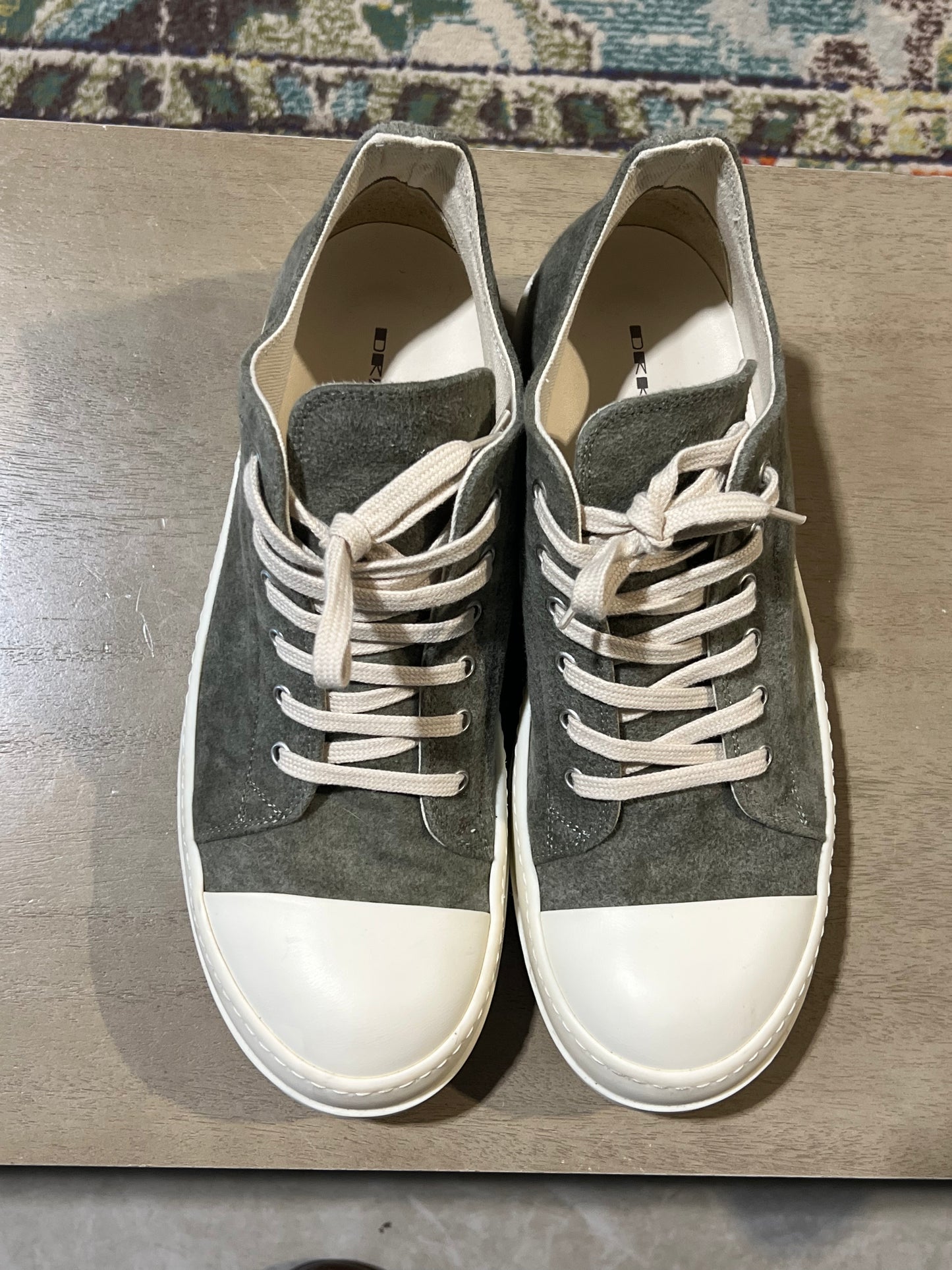 Sage Milk Ramona Drkshdw used sz 11