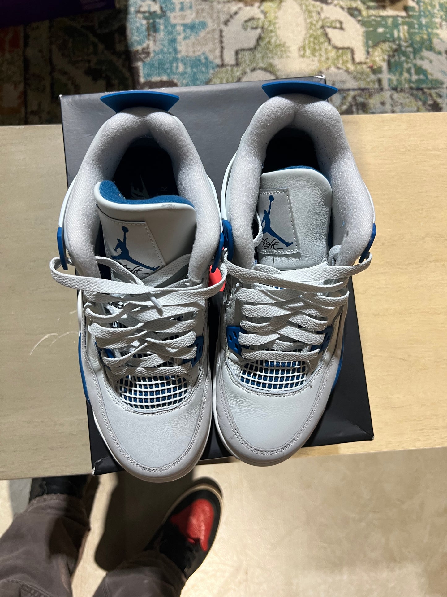 Jordan 4 military used sz 6.5Y