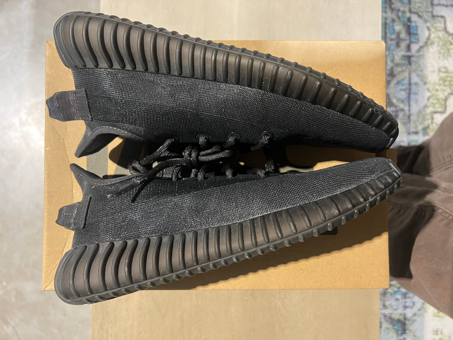 yeezy 350 mono cinder used sz 6.5