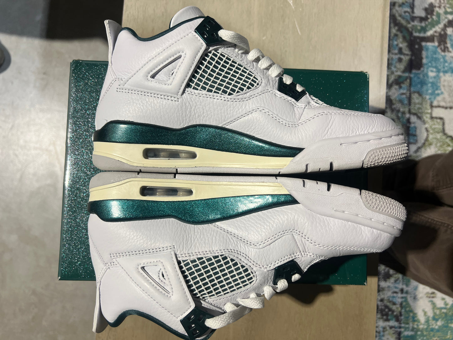 Jordan 4 oxidized green gs sz 6.5Y Used