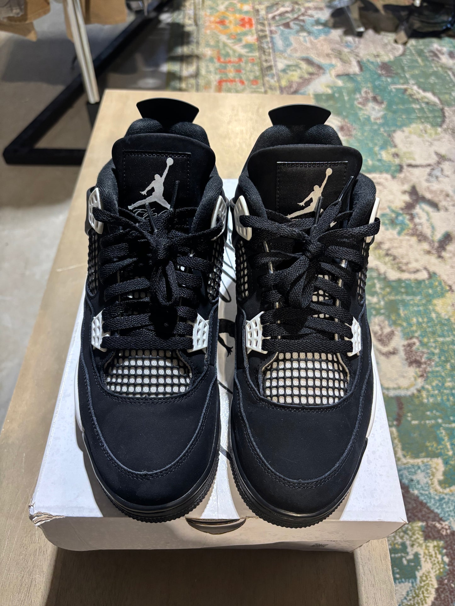 Jordan 4 White Thunder Used Sz 10