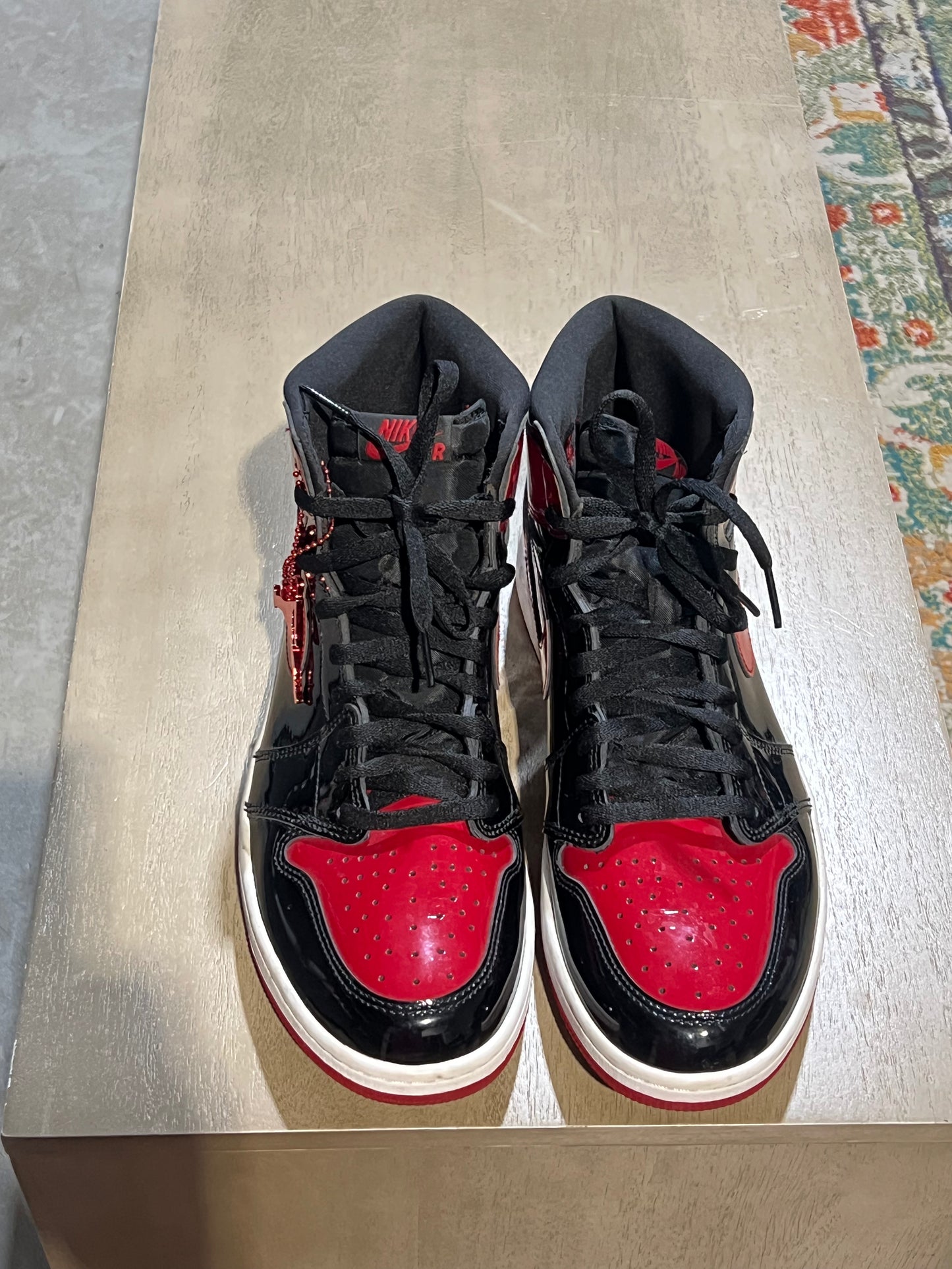 Jordan 1 Patent bred used sz 12 NB