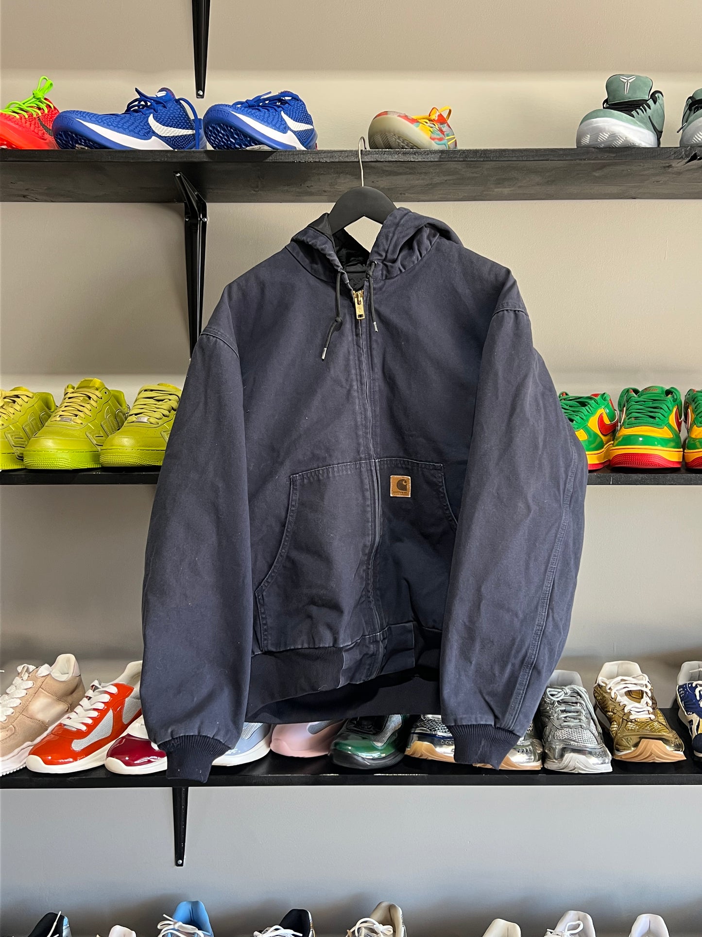 VINTAGE CARHARTT NAVY HOODED ZIPUP  JACKET