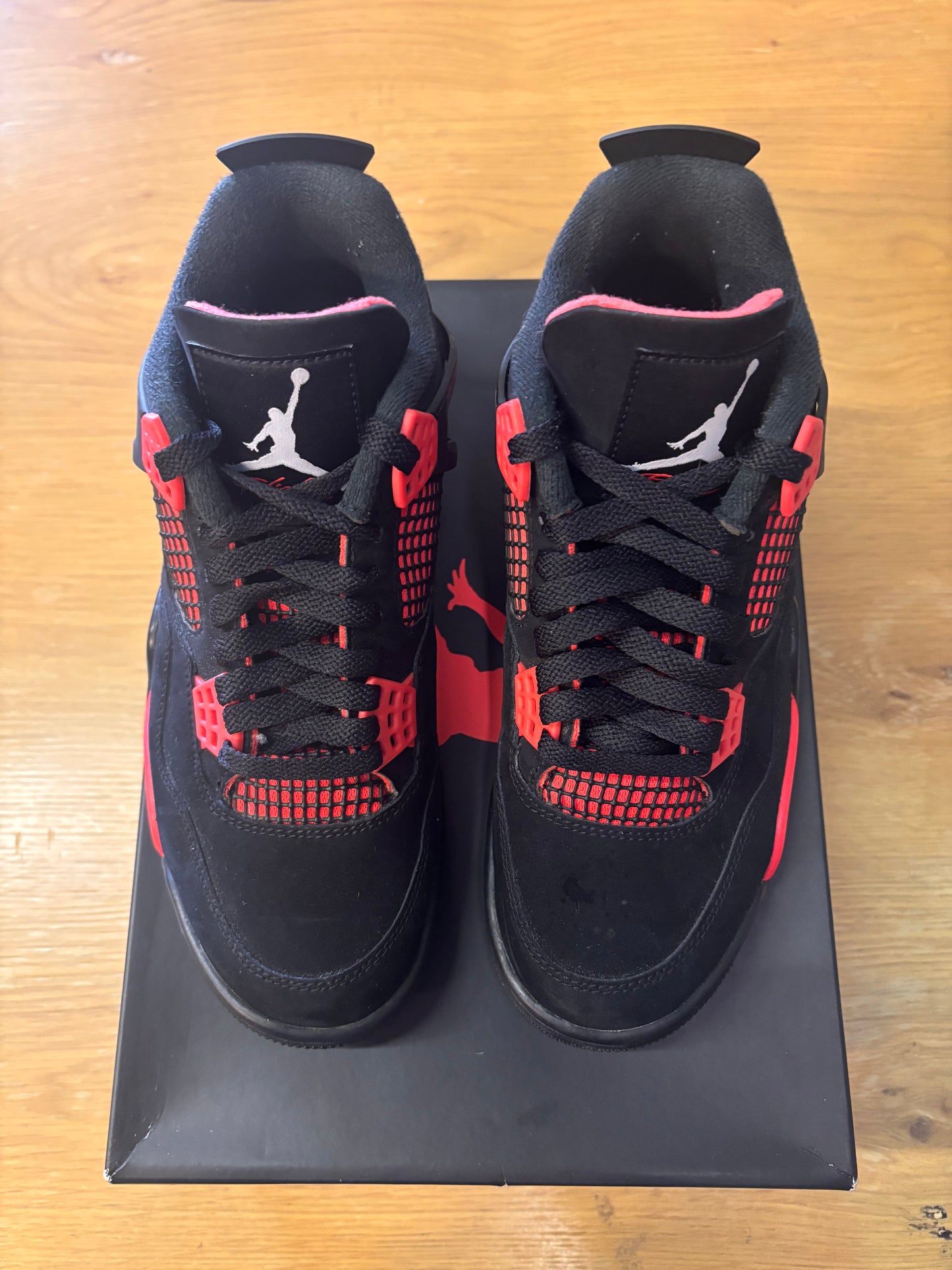 AIR JORDAN 4 RETRO RED THUNDER USED SIZE 8