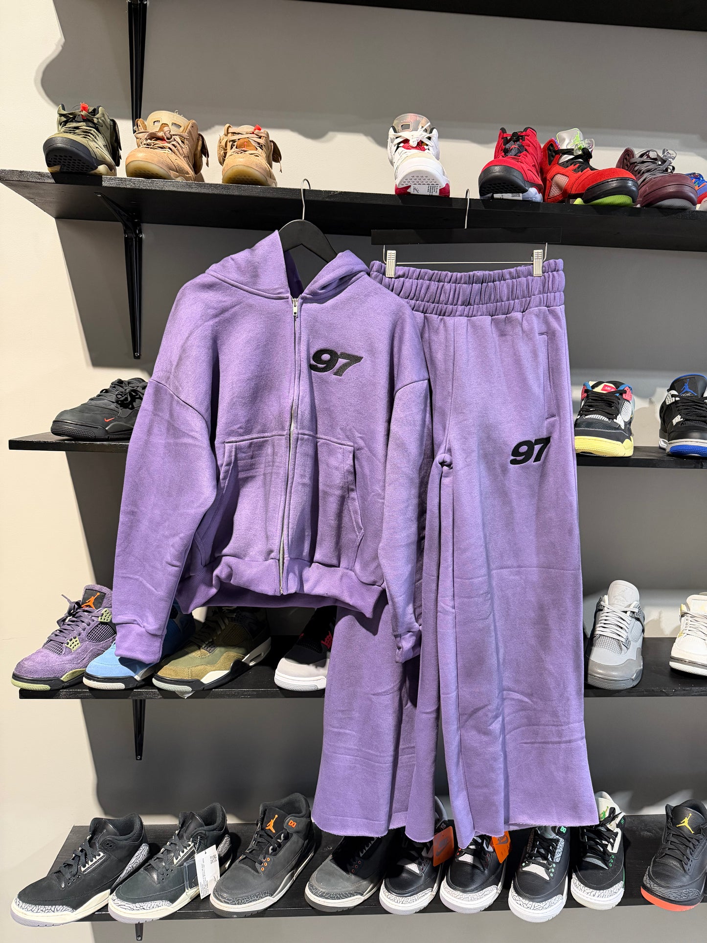 DOMINION 97 LIGHT PURPLE SWEATSUIT