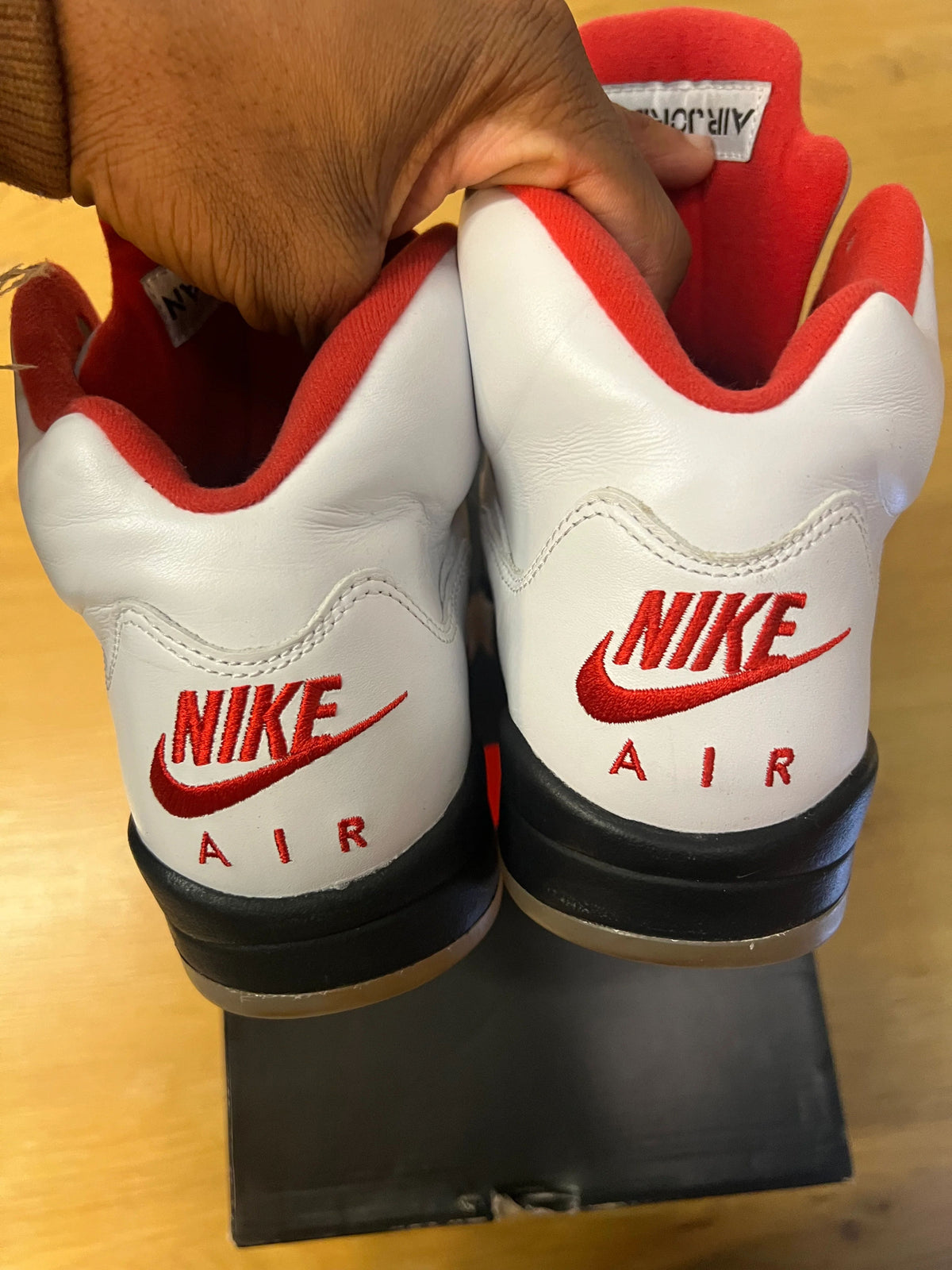 Jordan 5 Retro Fire Red Silver Tongue (2020) - Pre-Owned