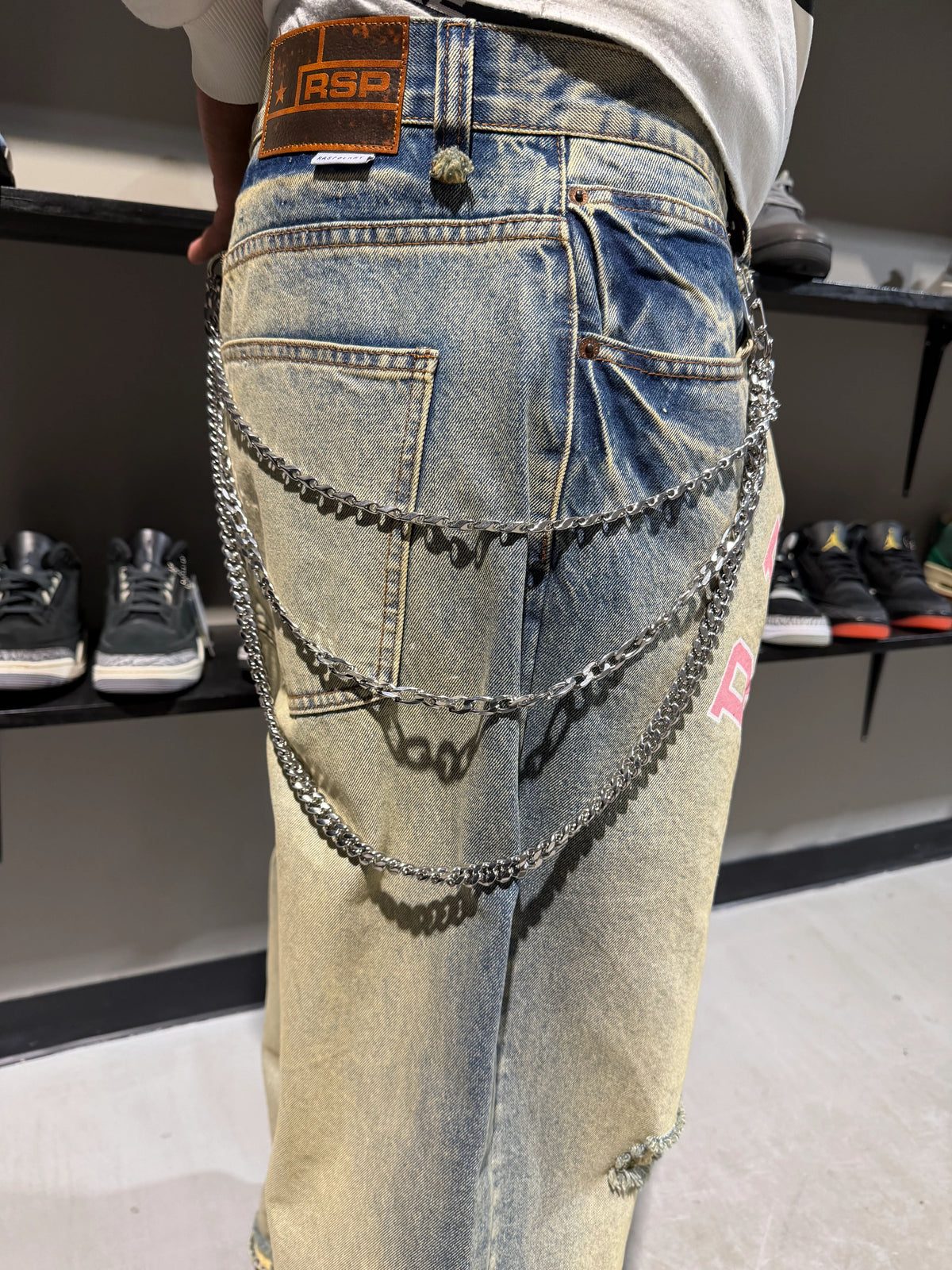 Mercury Sheild Wallet Chain