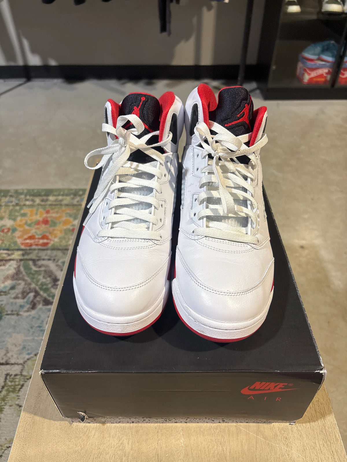 Jordan 5 Retro Fire Red Black Tongue (2025) - Pre-Owned
