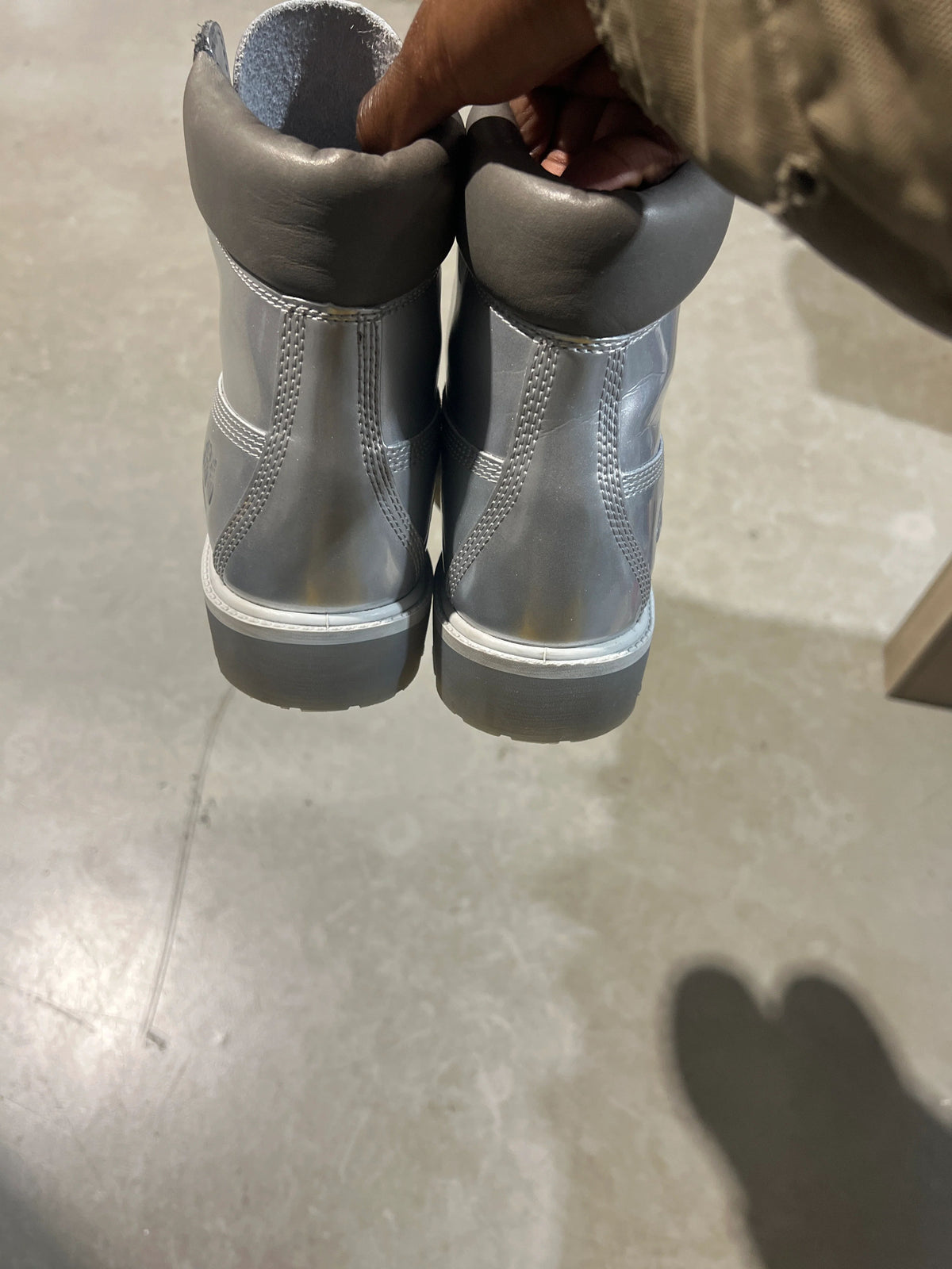 Veneda Carter Silver Timbs Used Sz 7.5 - Pre-Owned
